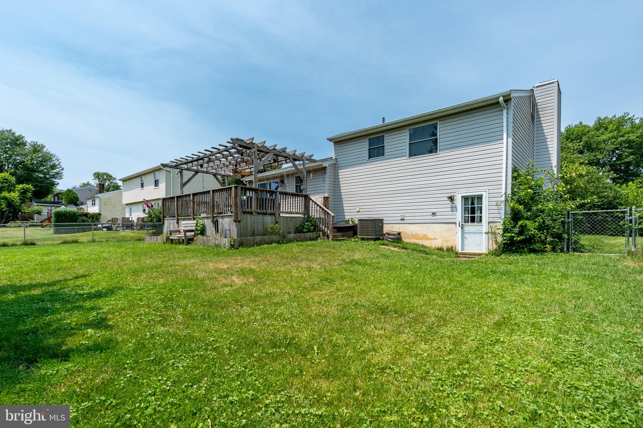 GLADE TOWN - Residential