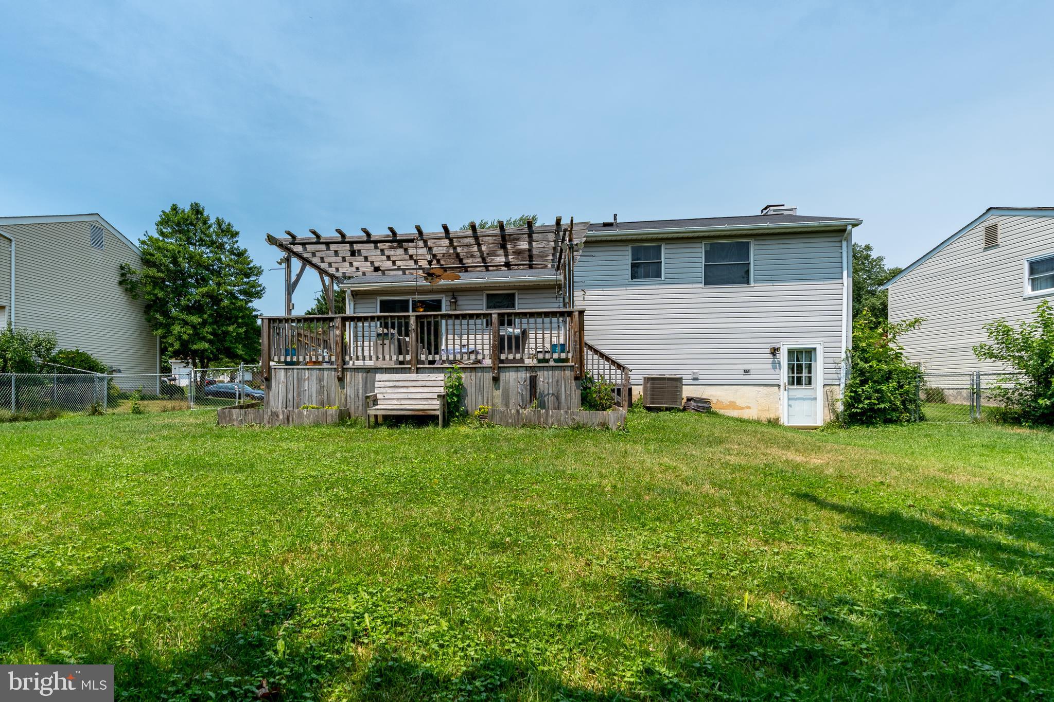 GLADE TOWN - Residential
