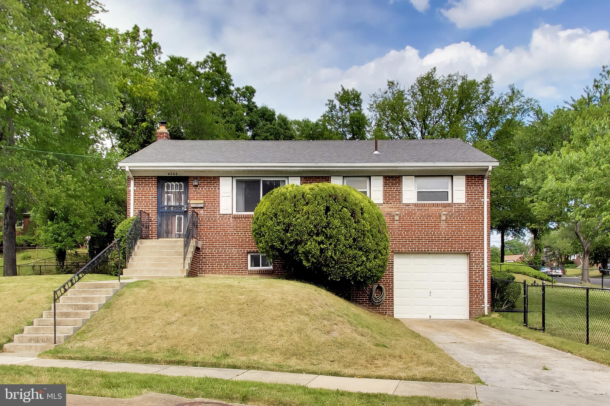 HILLCREST HEIGHTS - Residential