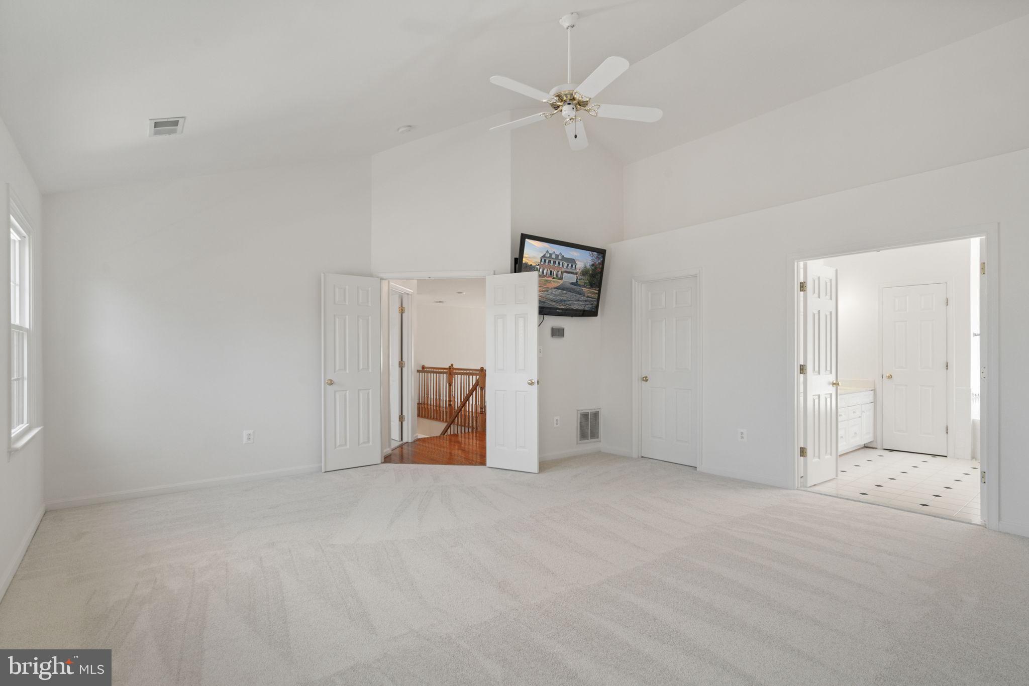 CLIFTON CREST - Residential