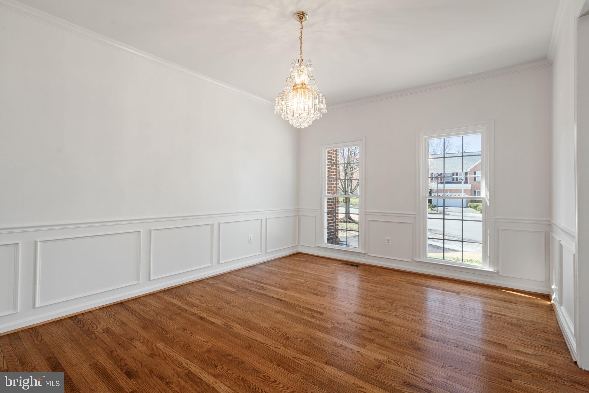 CLIFTON CREST - Residential
