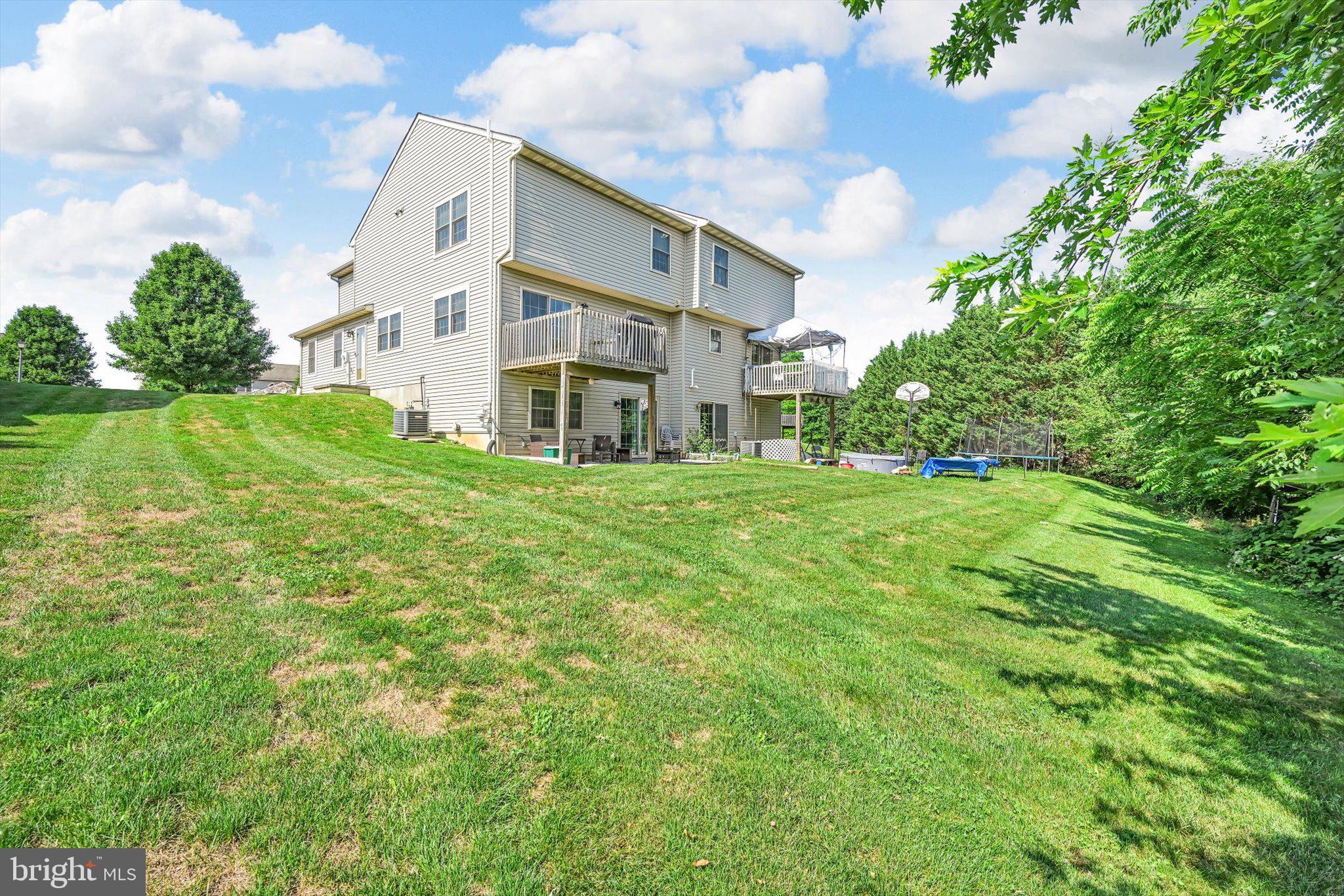 EAST DONEGAL TWP - Residential
