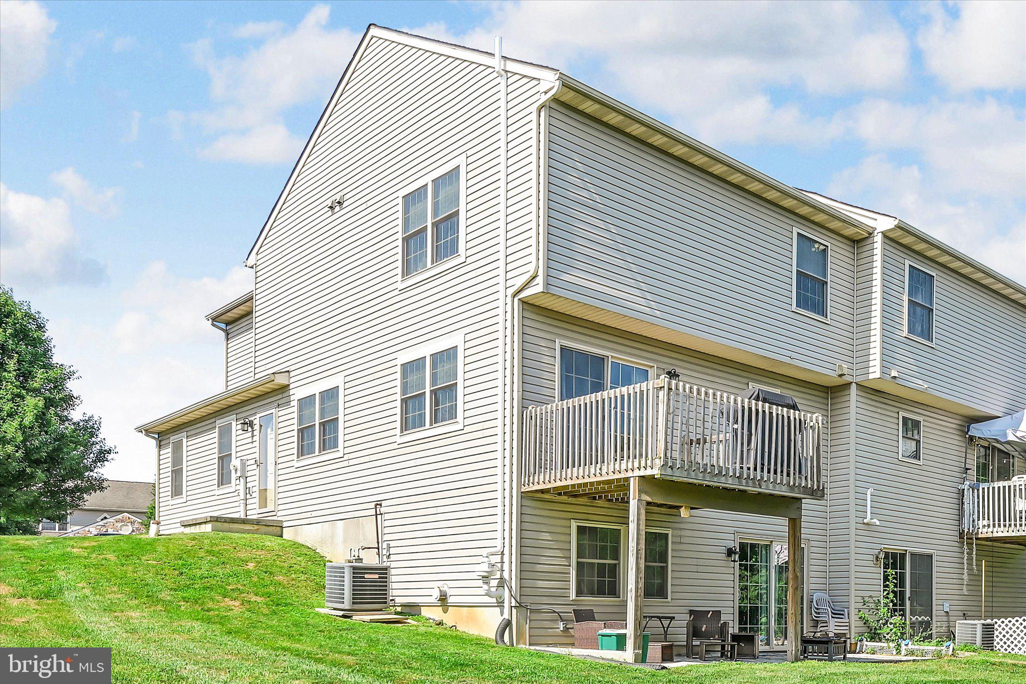 EAST DONEGAL TWP - Residential