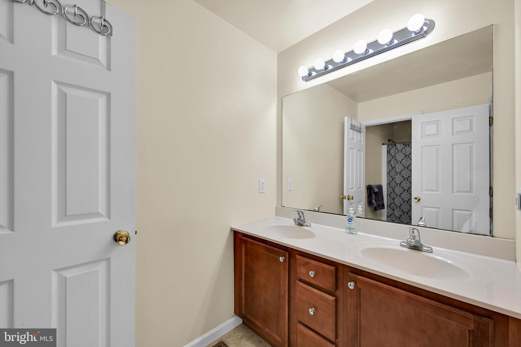 EAST DONEGAL TWP - Residential