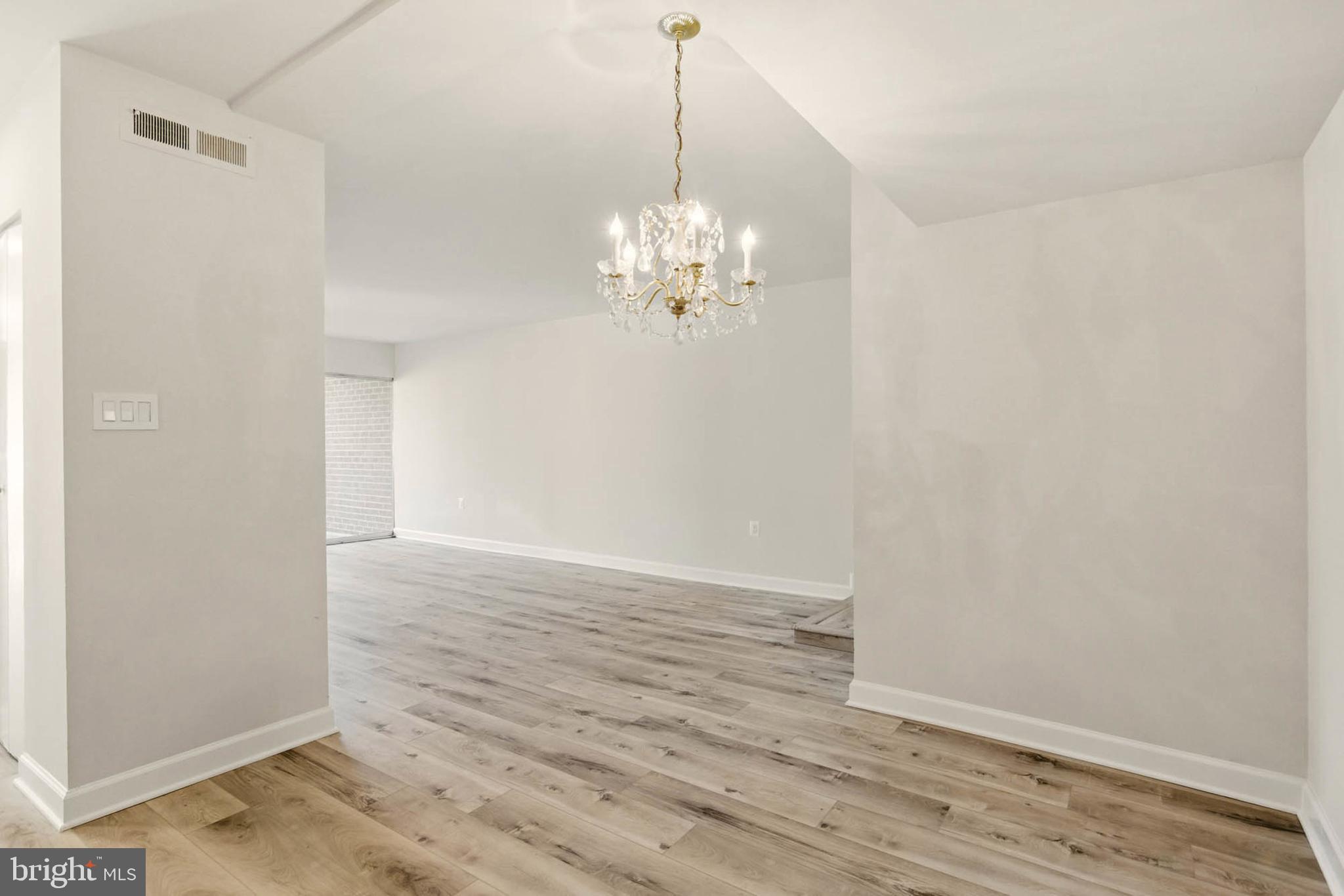 VILLA RIDGE CONDOMINIUM - Residential