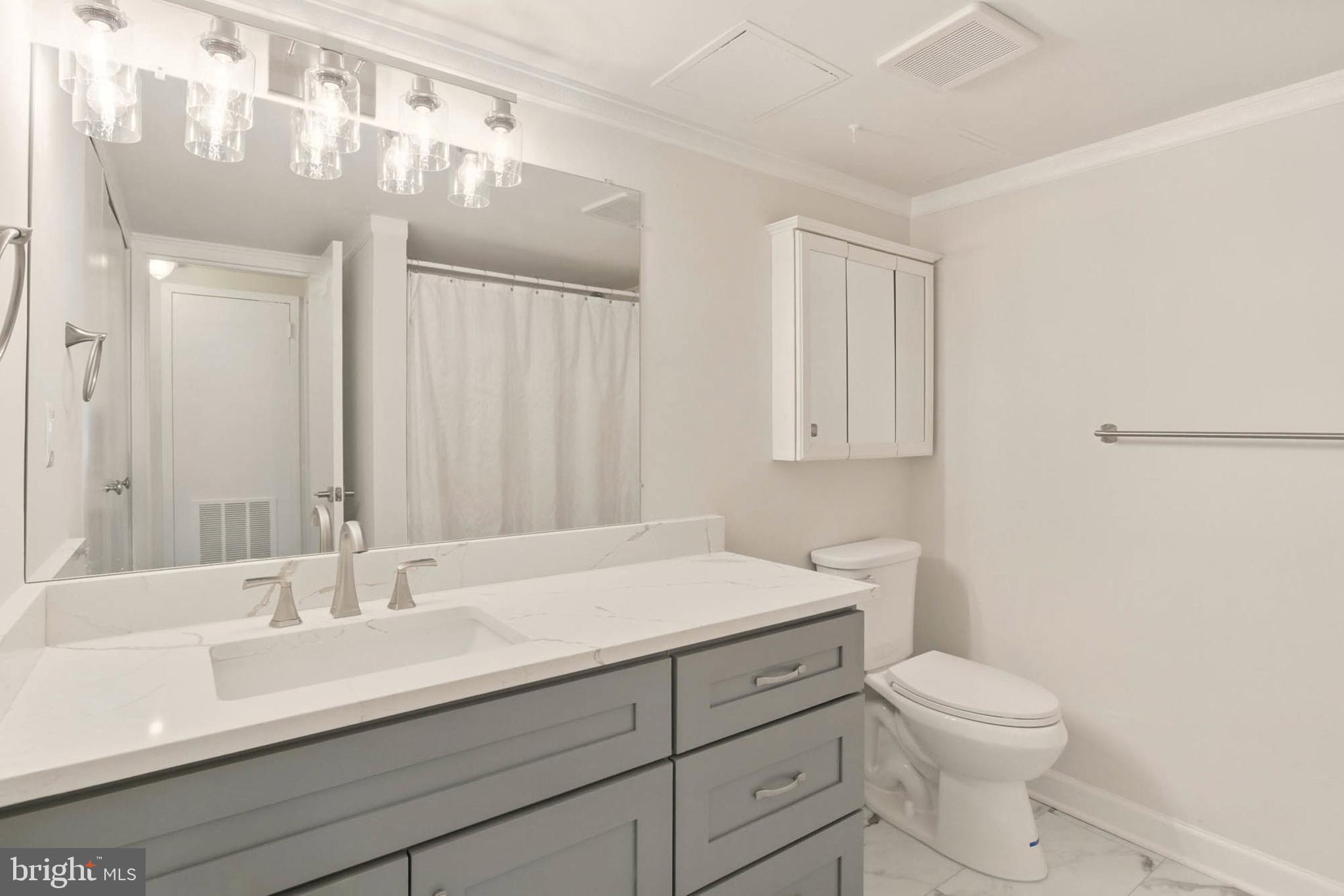 VILLA RIDGE CONDOMINIUM - Residential