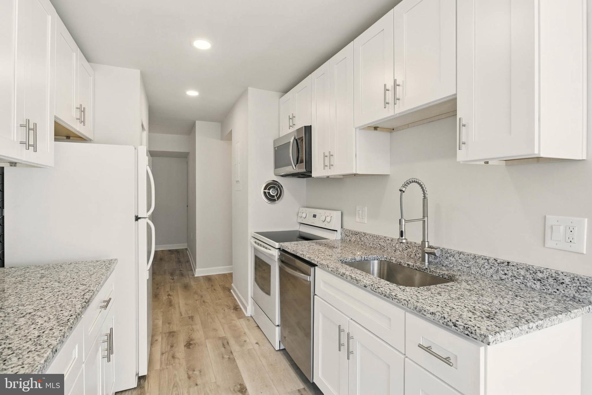 VILLA RIDGE CONDOMINIUM - Residential