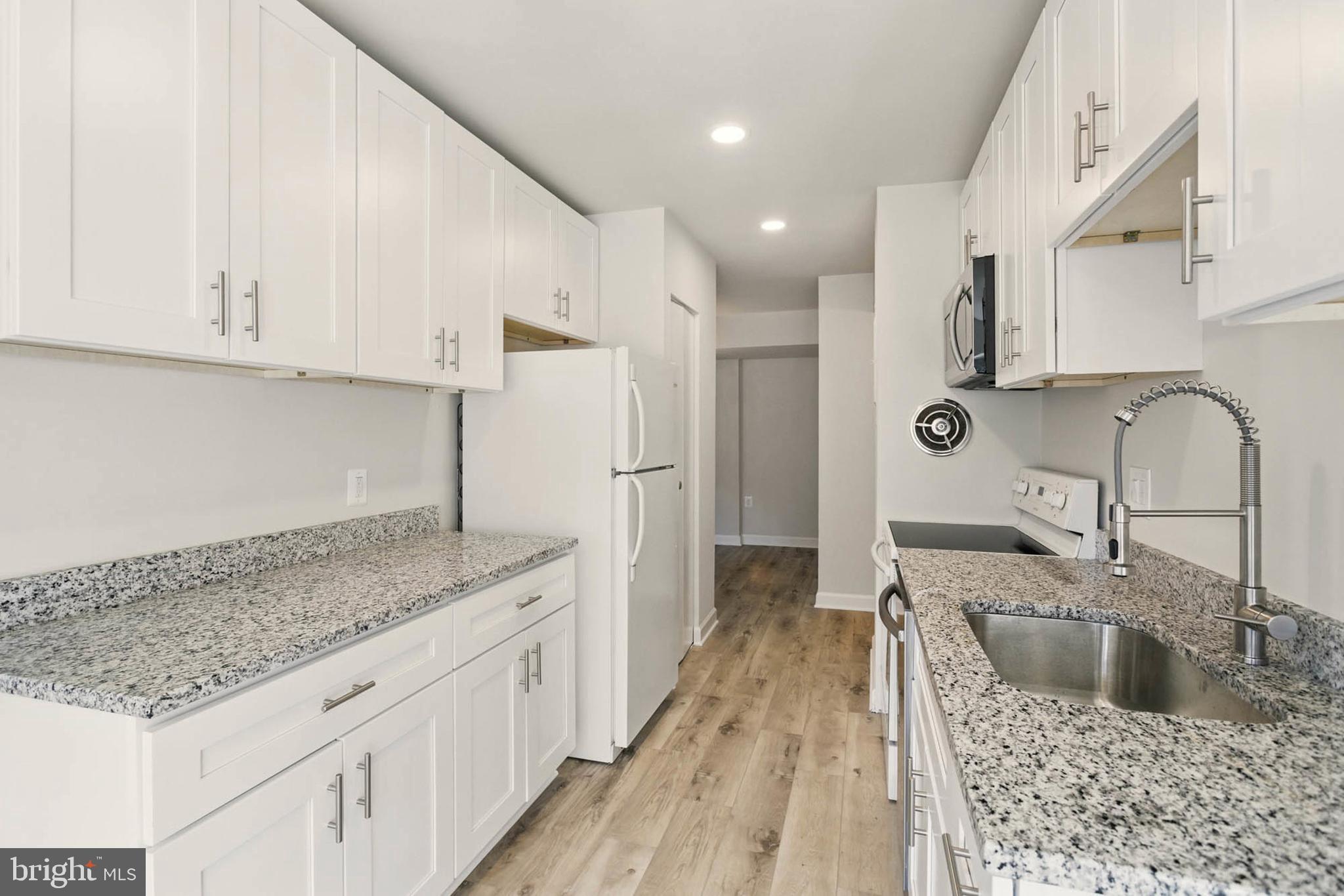 VILLA RIDGE CONDOMINIUM - Residential