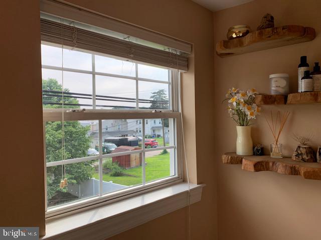 CONSHOHOCKEN - Residential
