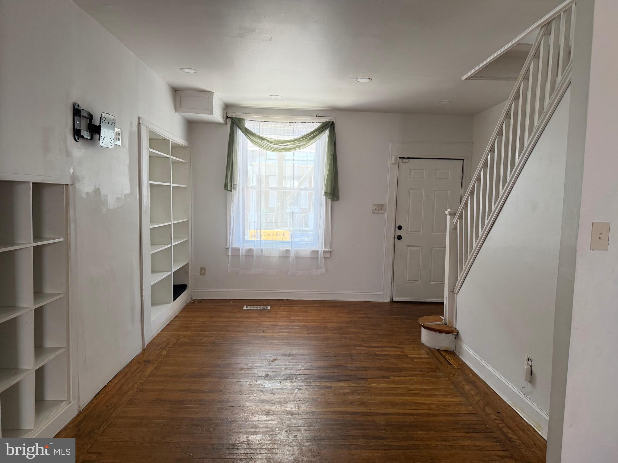 STRAWBERRY MANSION - Residential