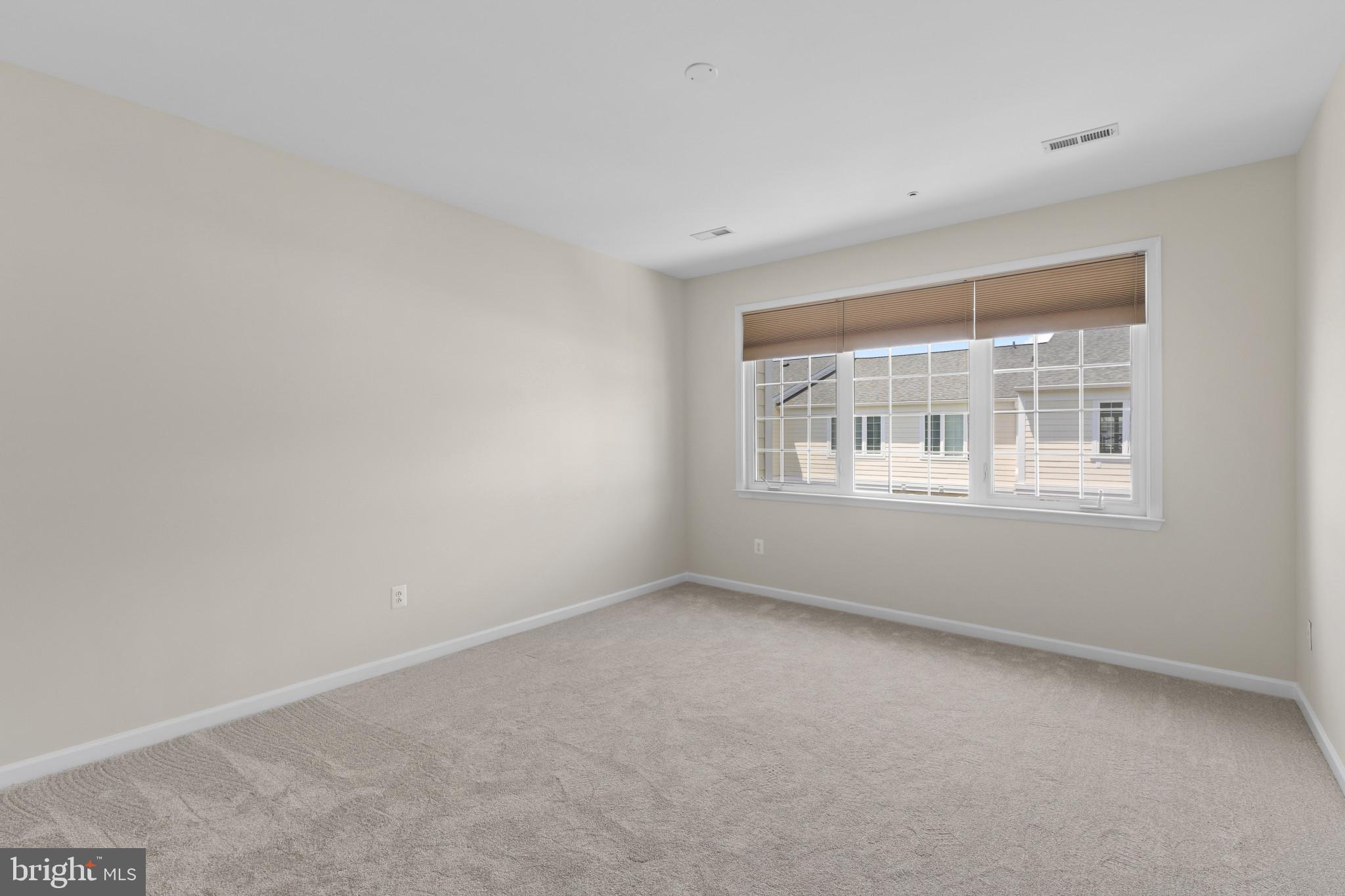 SNOWDEN OVERLOOK - Residential