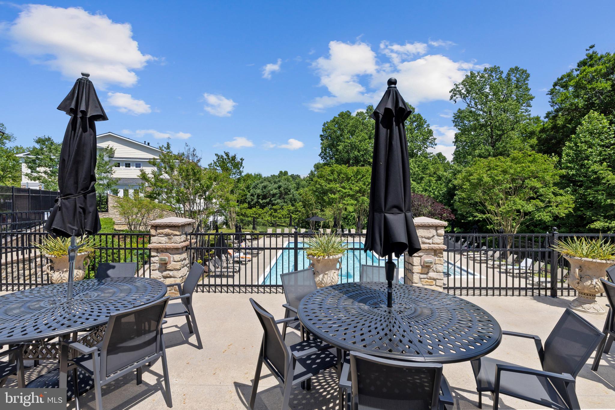 SNOWDEN OVERLOOK - Residential