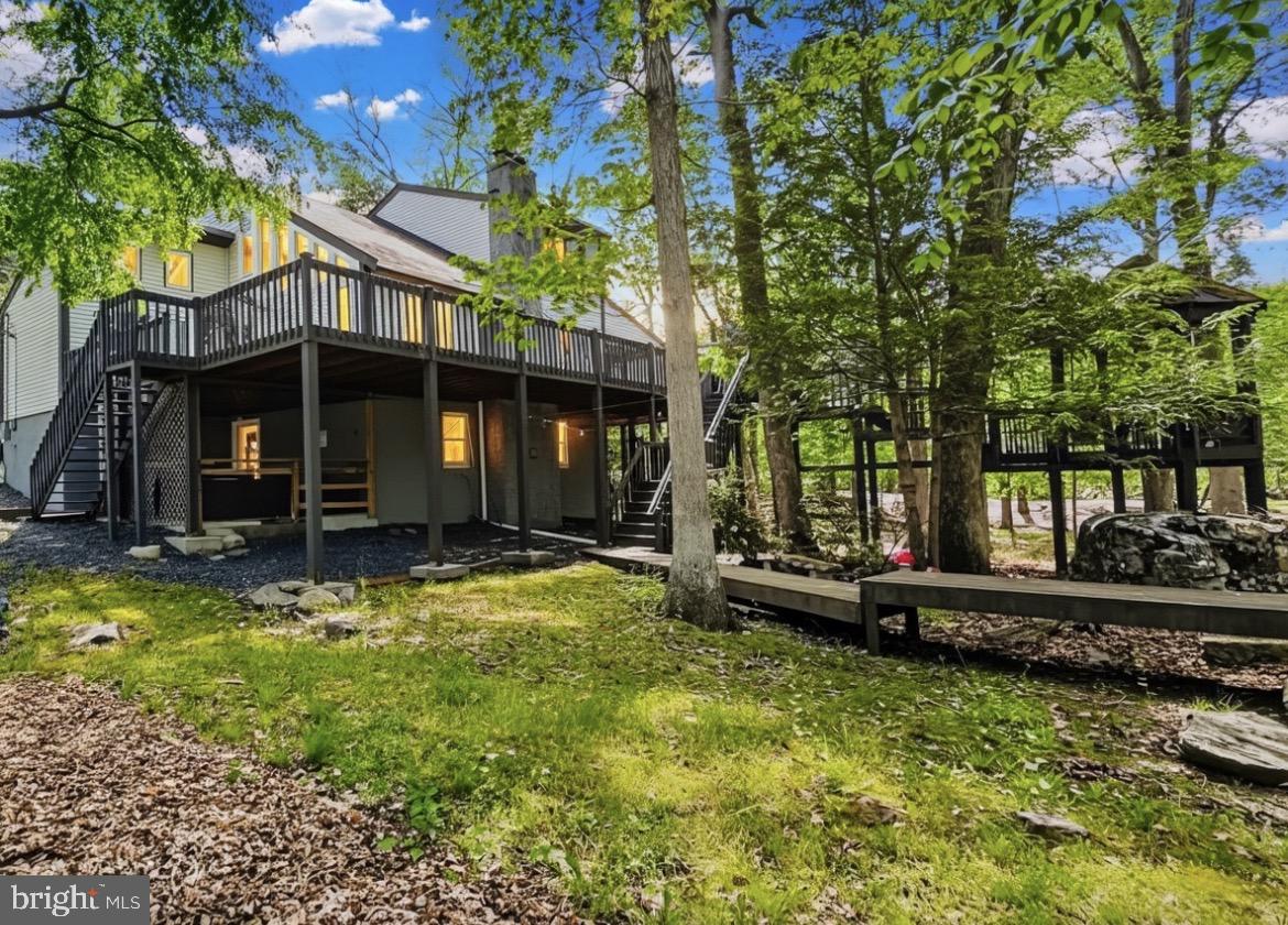 SAW CREEK ESTATES - Residential