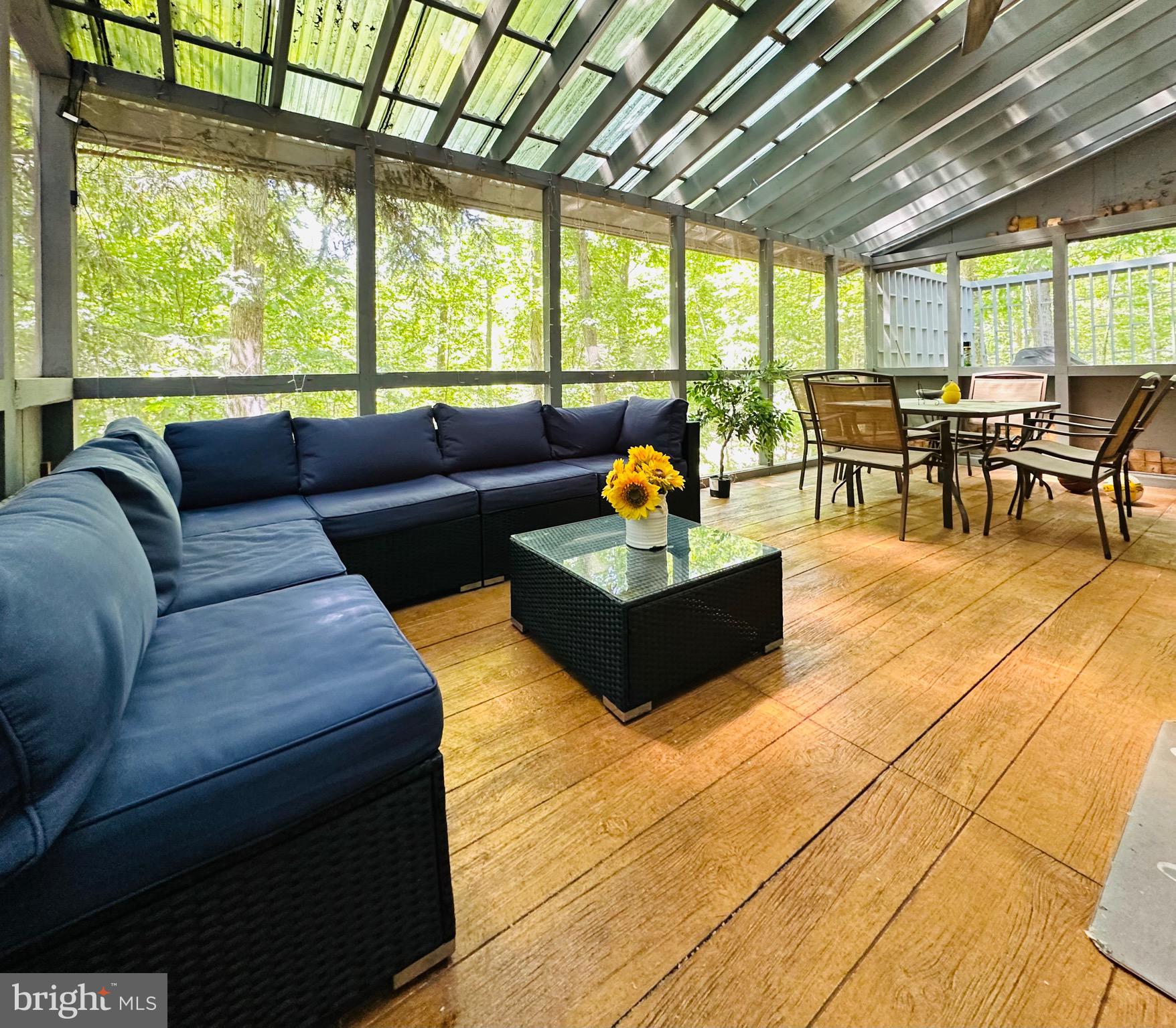 SAW CREEK ESTATES - Residential