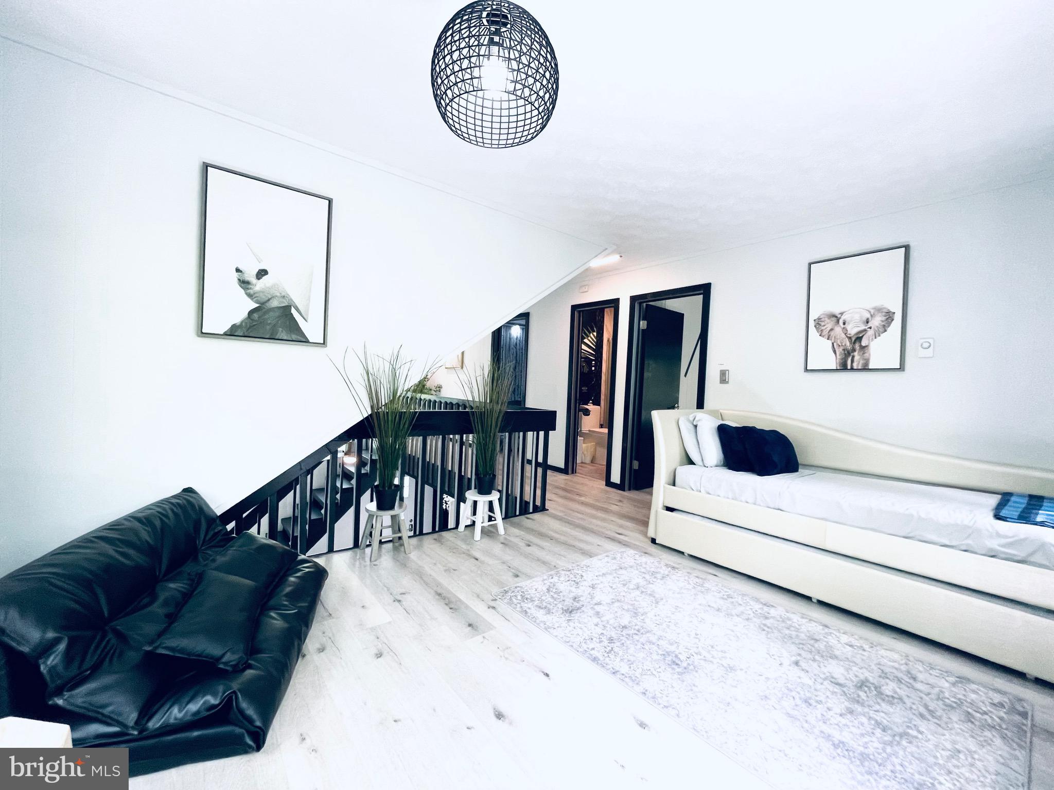 SAW CREEK ESTATES - Residential