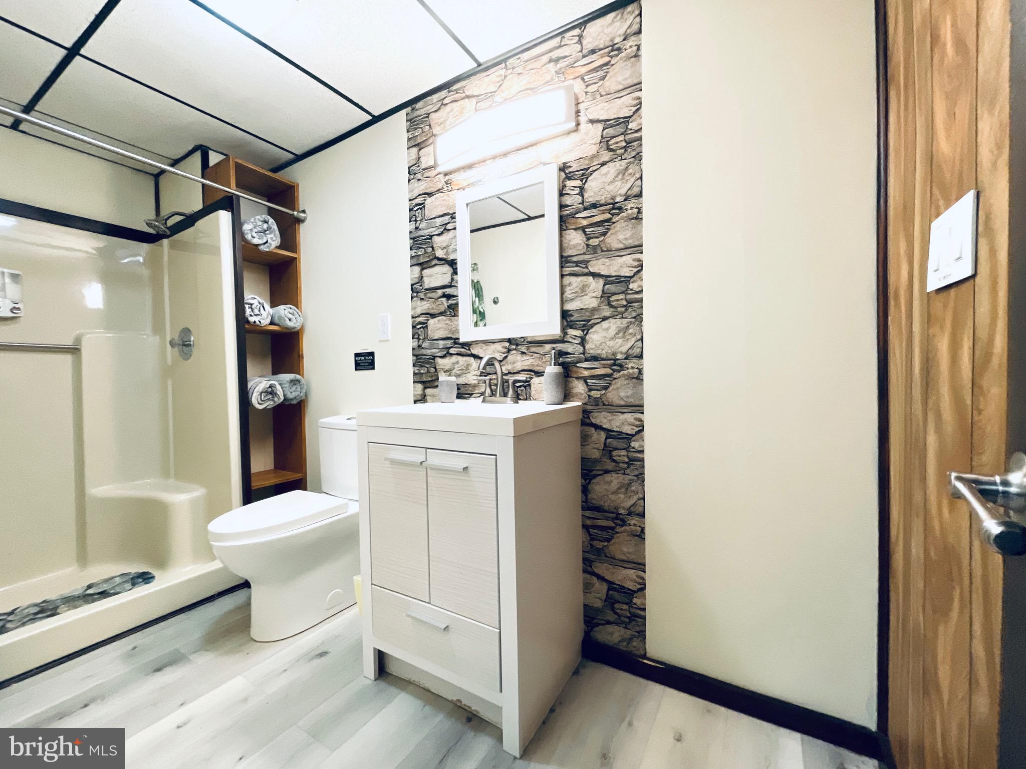 SAW CREEK ESTATES - Residential
