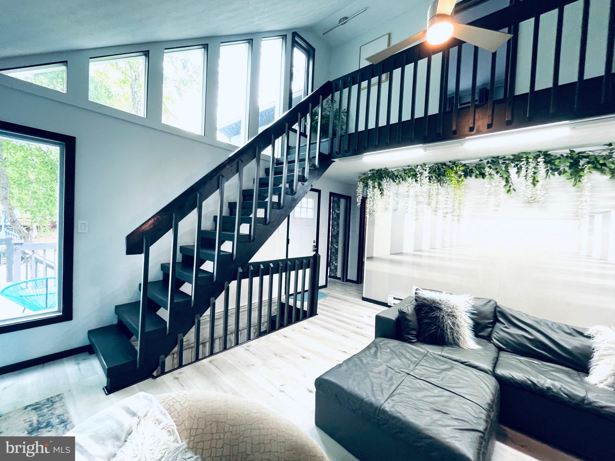 SAW CREEK ESTATES - Residential