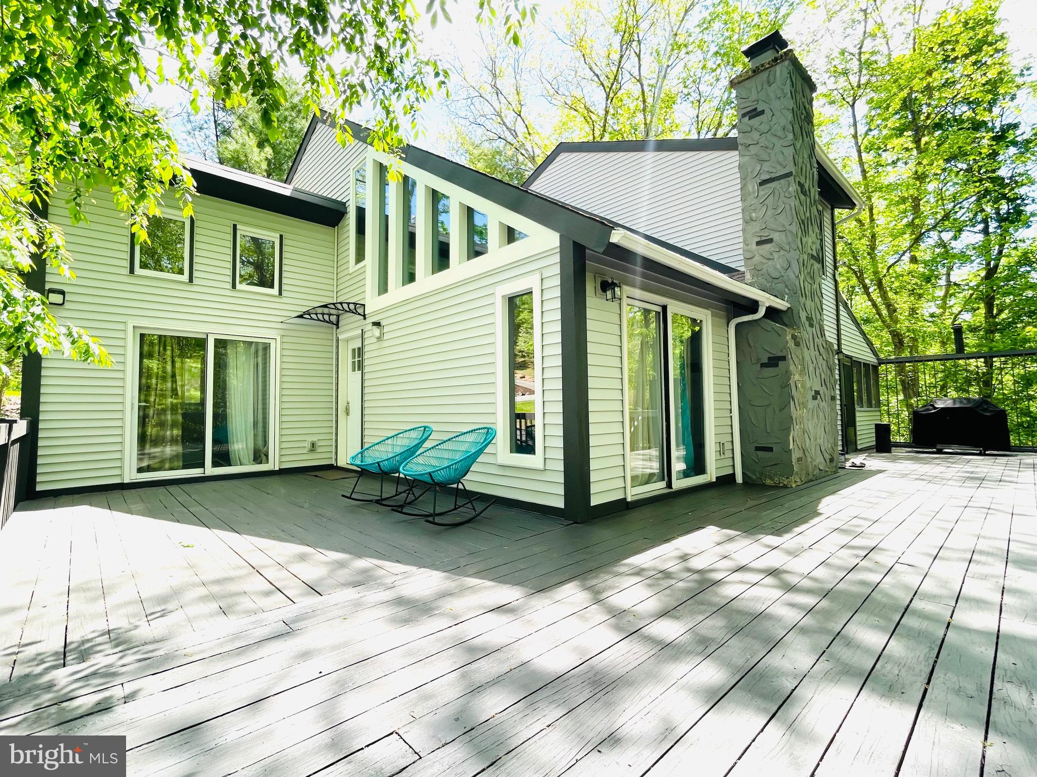 SAW CREEK ESTATES - Residential