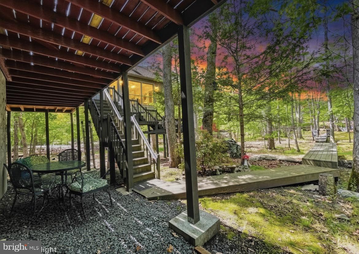 SAW CREEK ESTATES - Residential