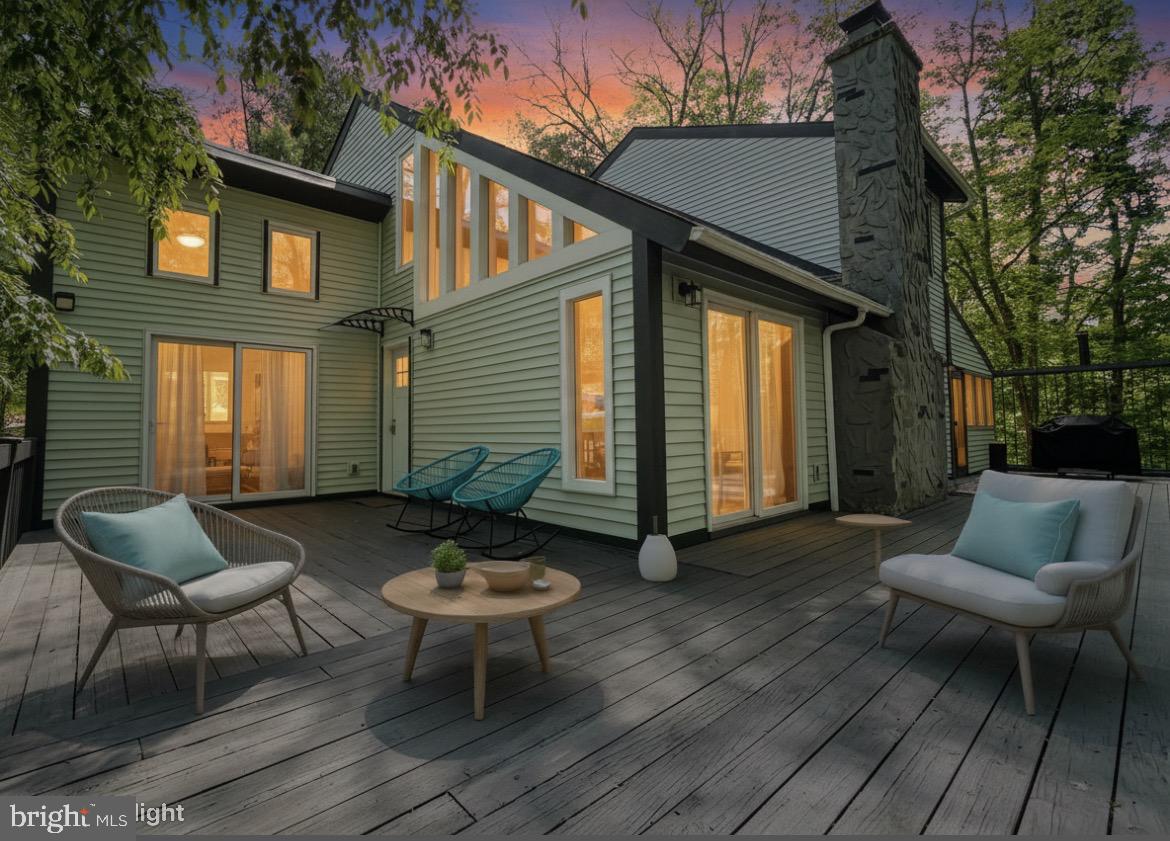 SAW CREEK ESTATES - Residential