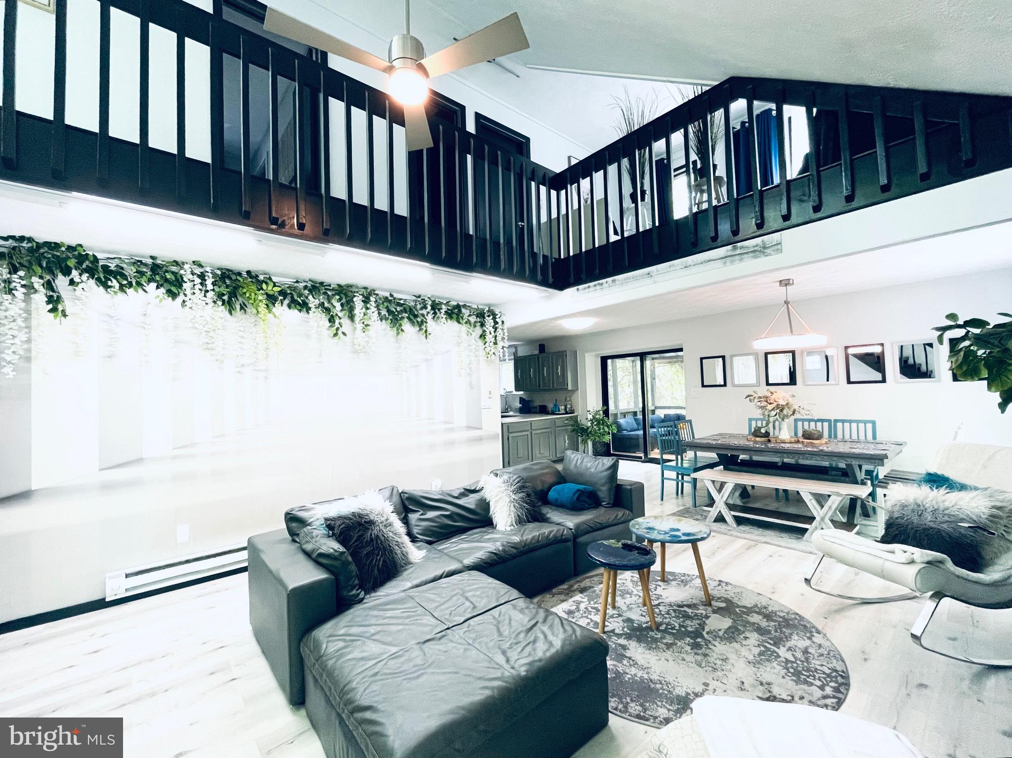 SAW CREEK ESTATES - Residential