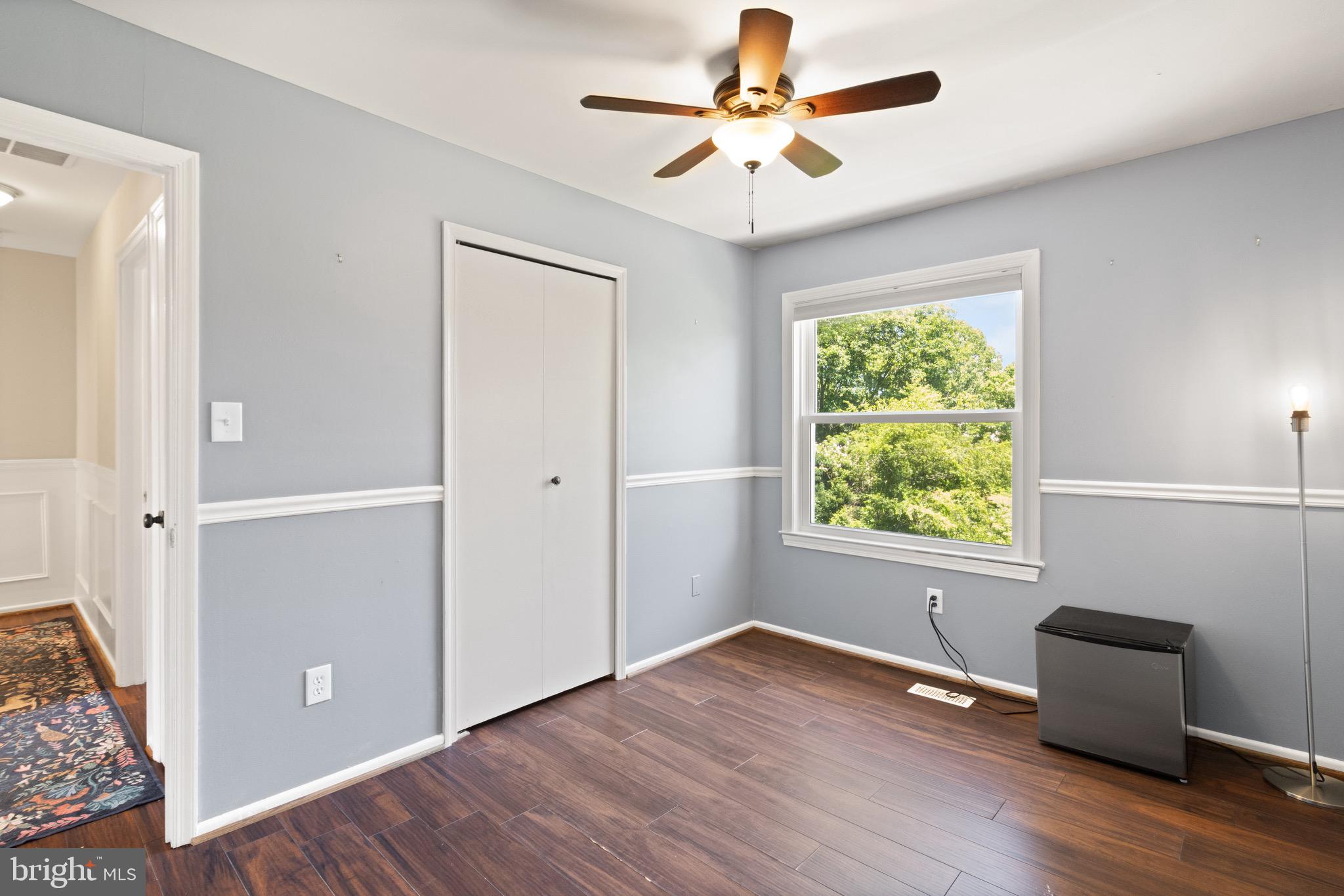 LAKE BRADDOCK - Residential