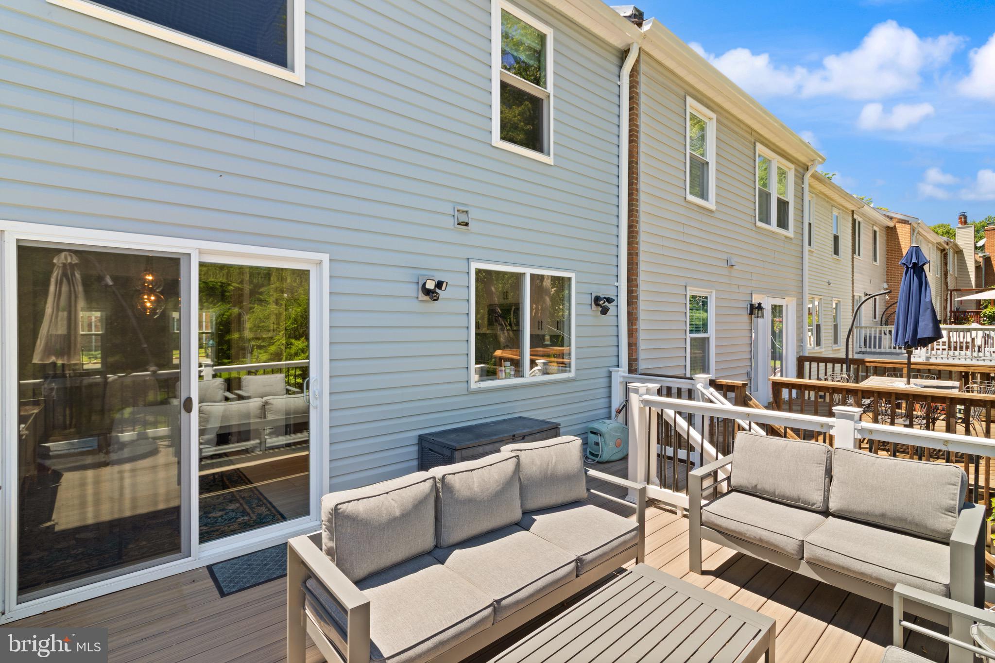 LAKE BRADDOCK - Residential