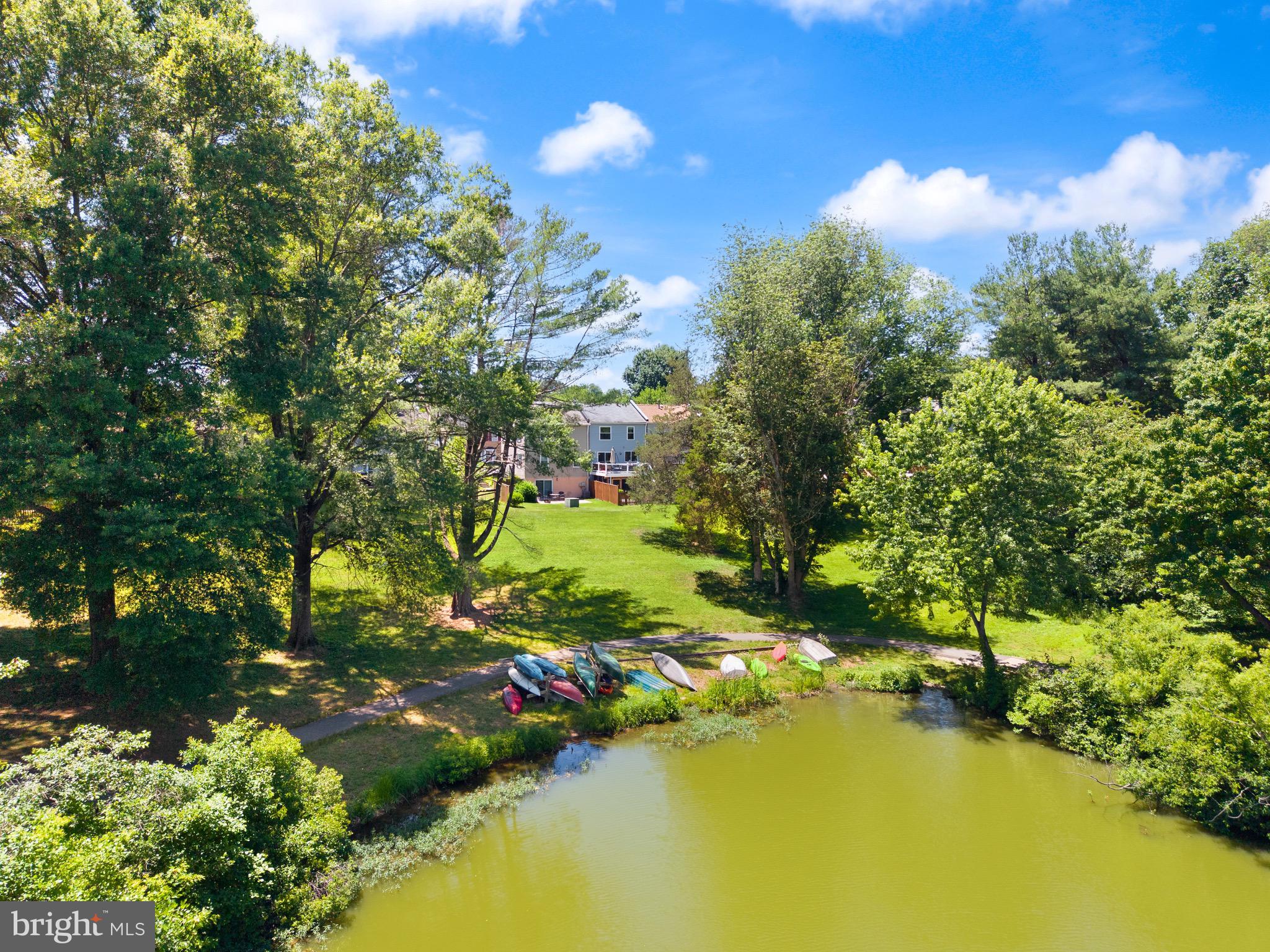 LAKE BRADDOCK - Residential