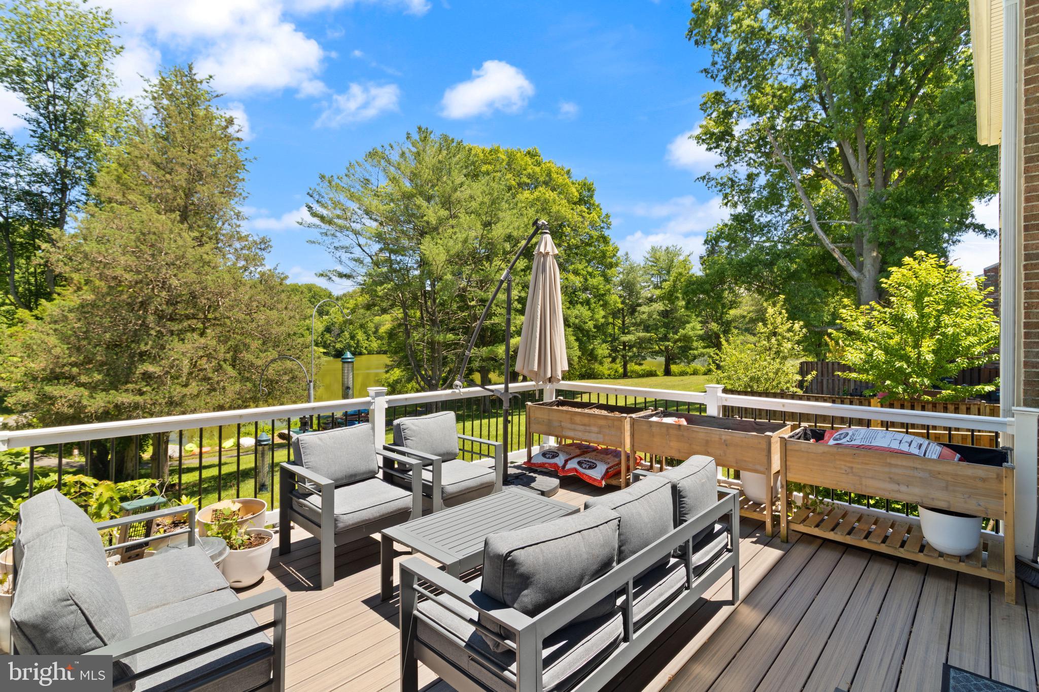 LAKE BRADDOCK - Residential