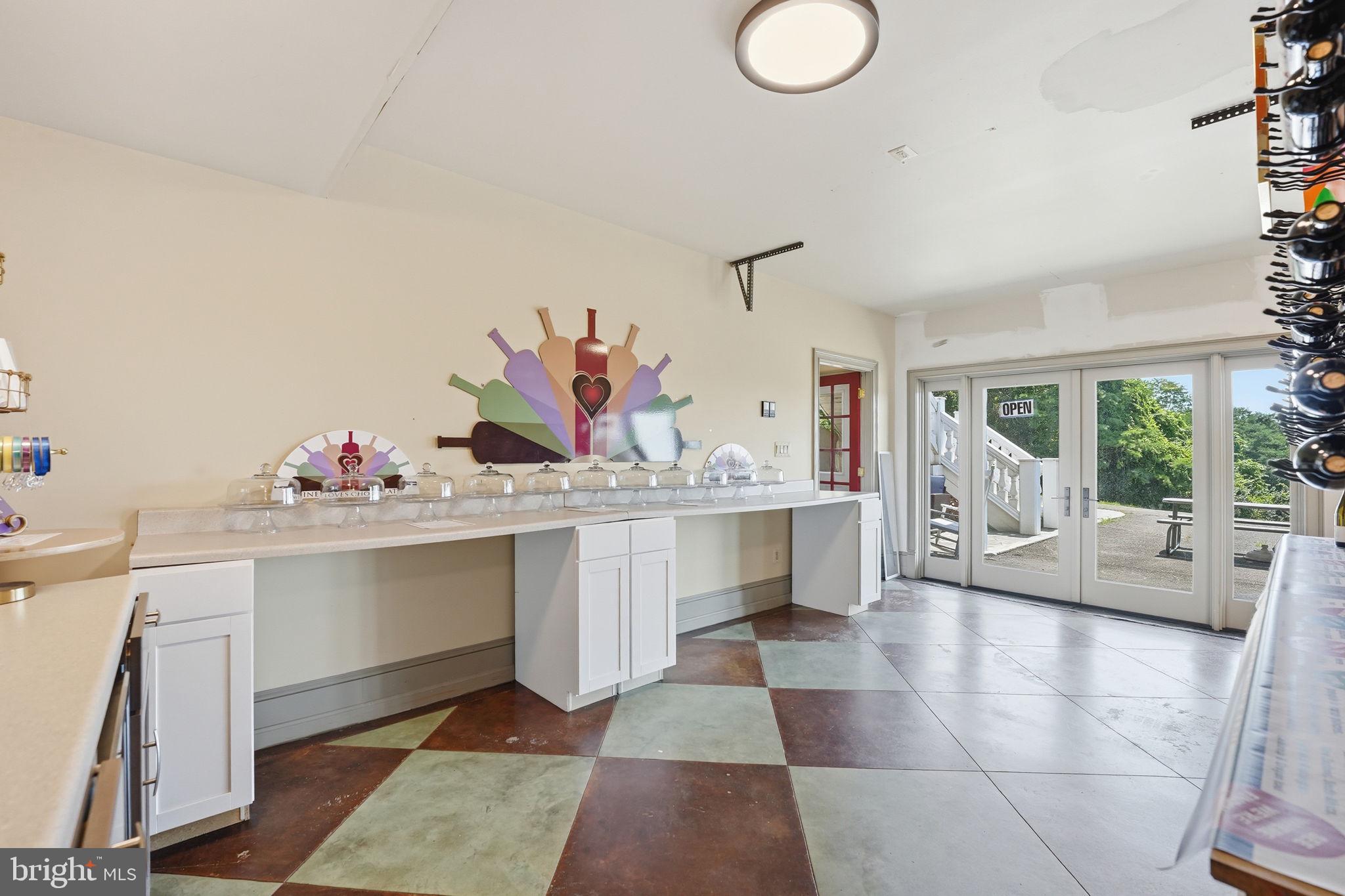 FLAT WOODS - Residential