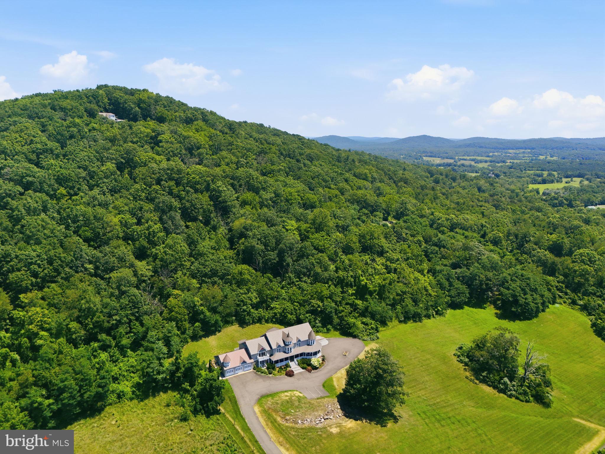 FLAT WOODS - Residential