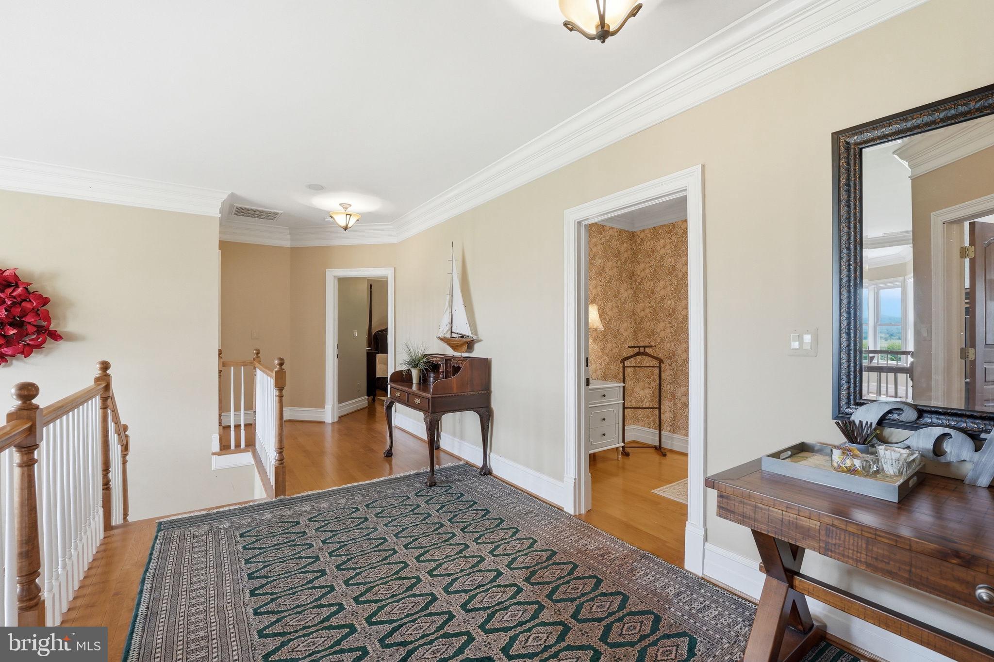 FLAT WOODS - Residential
