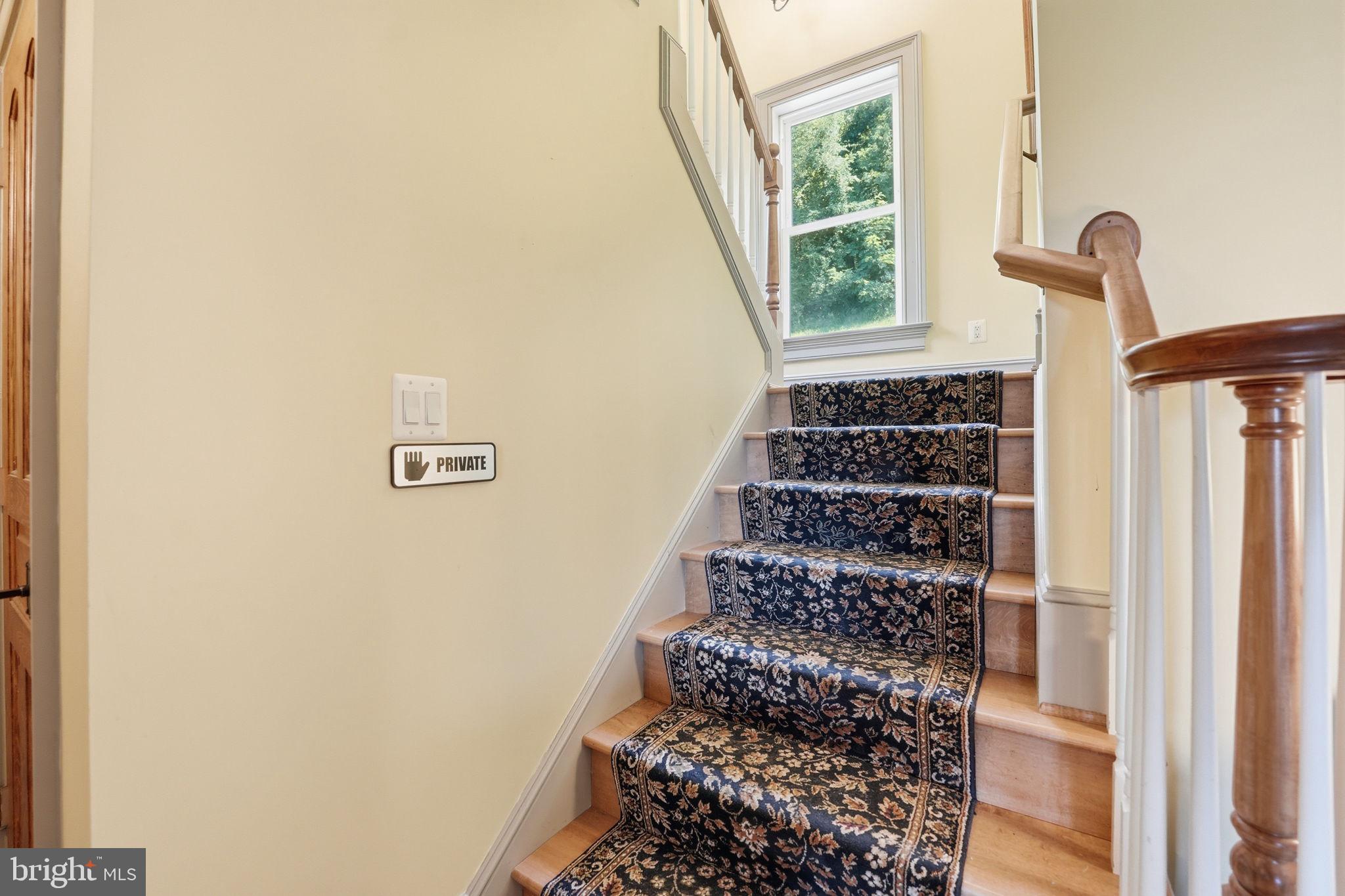 FLAT WOODS - Residential