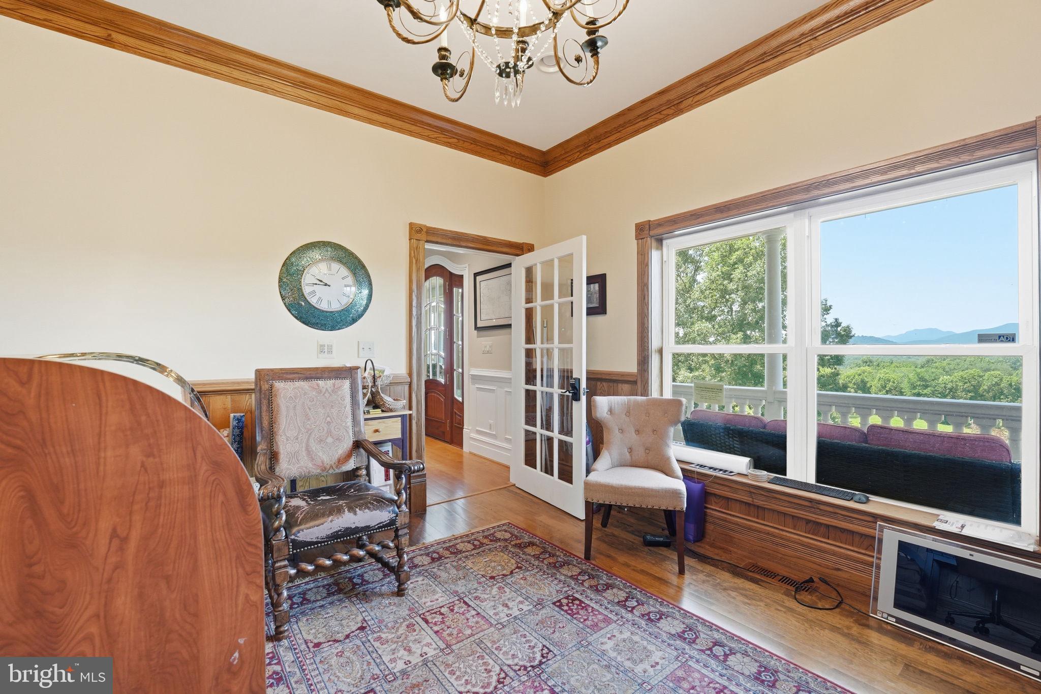 FLAT WOODS - Residential