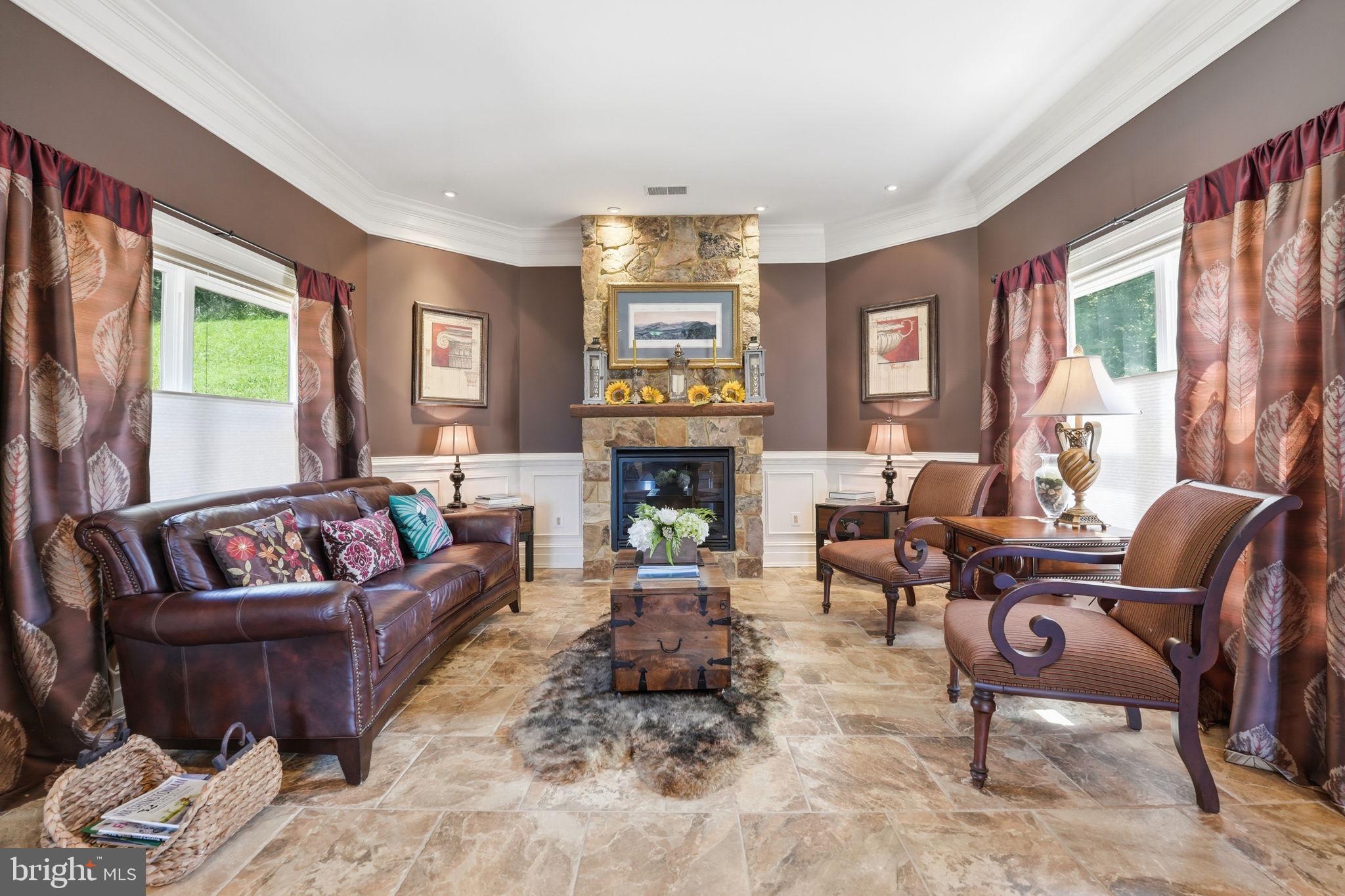 FLAT WOODS - Residential