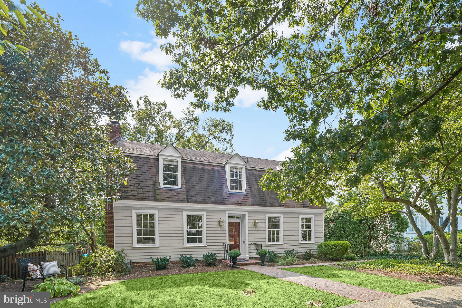 CHEVY CHASE VILLAGE - Residential