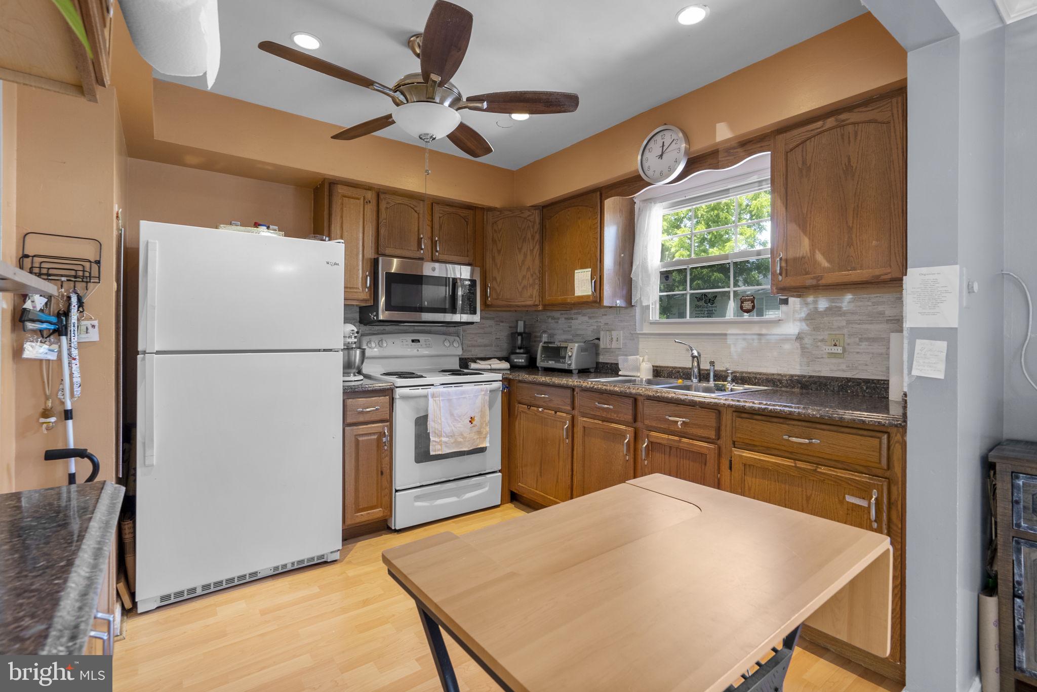 CASHELL MANOR - Residential