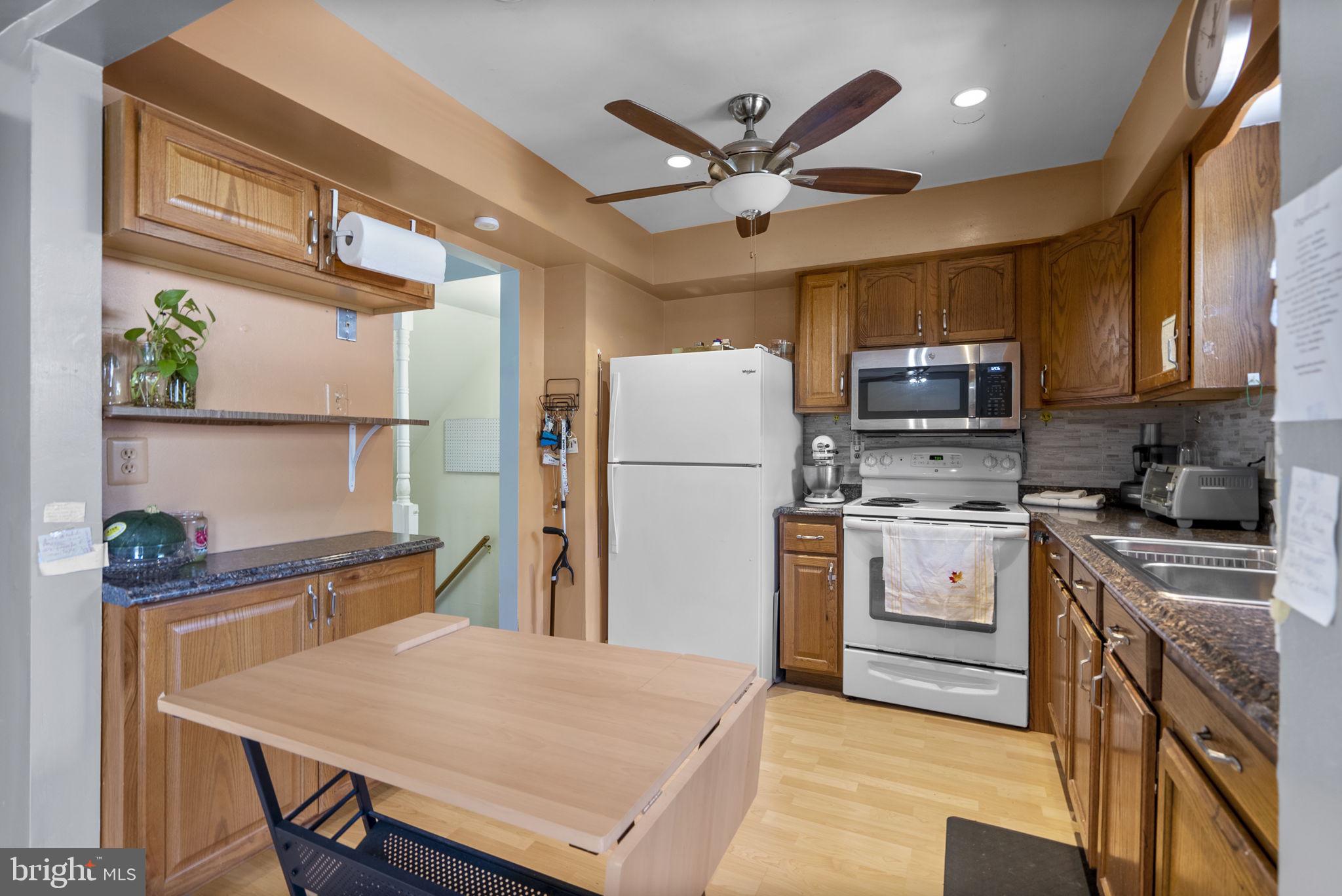 CASHELL MANOR - Residential