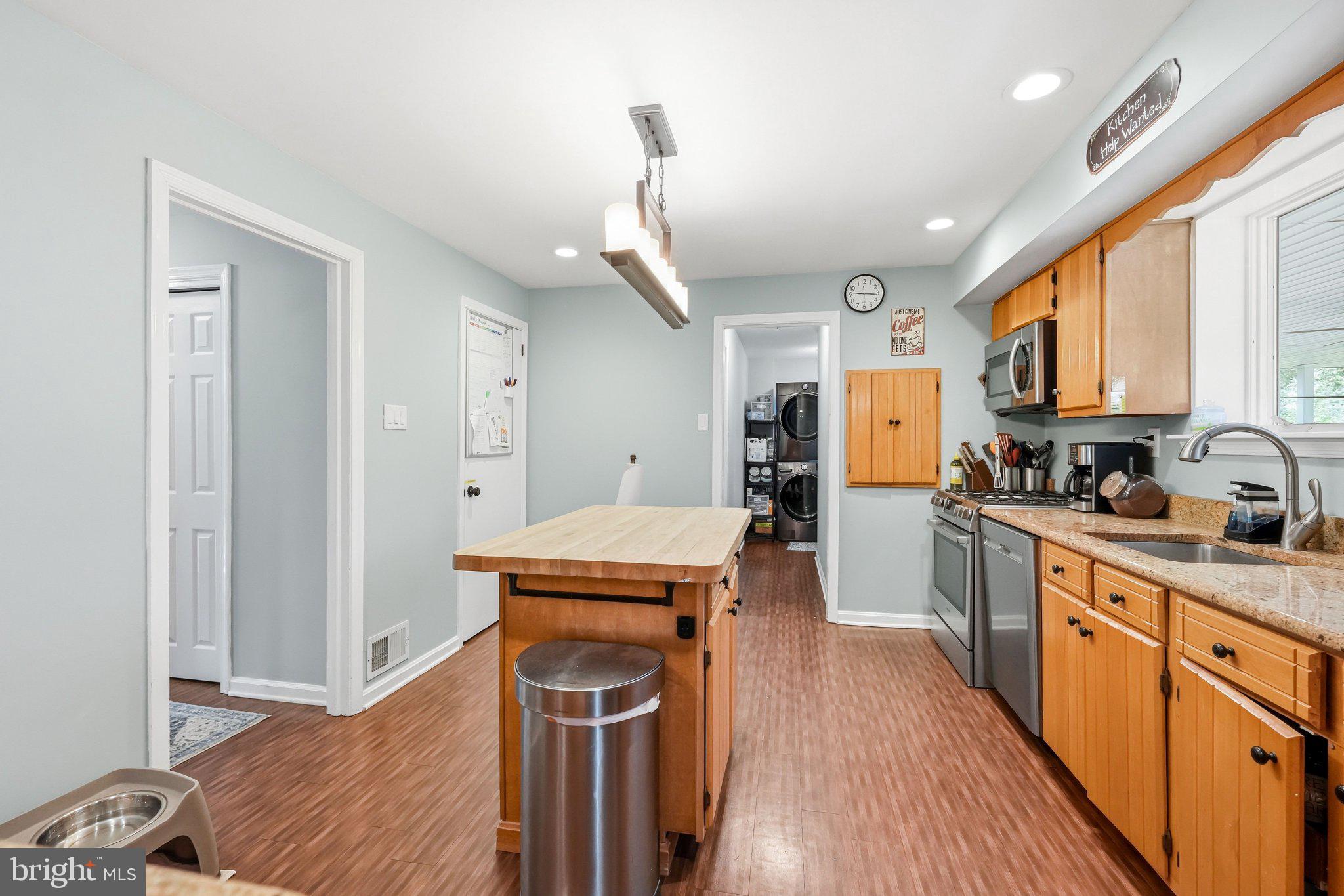 LANGHORNE MANOR - Residential