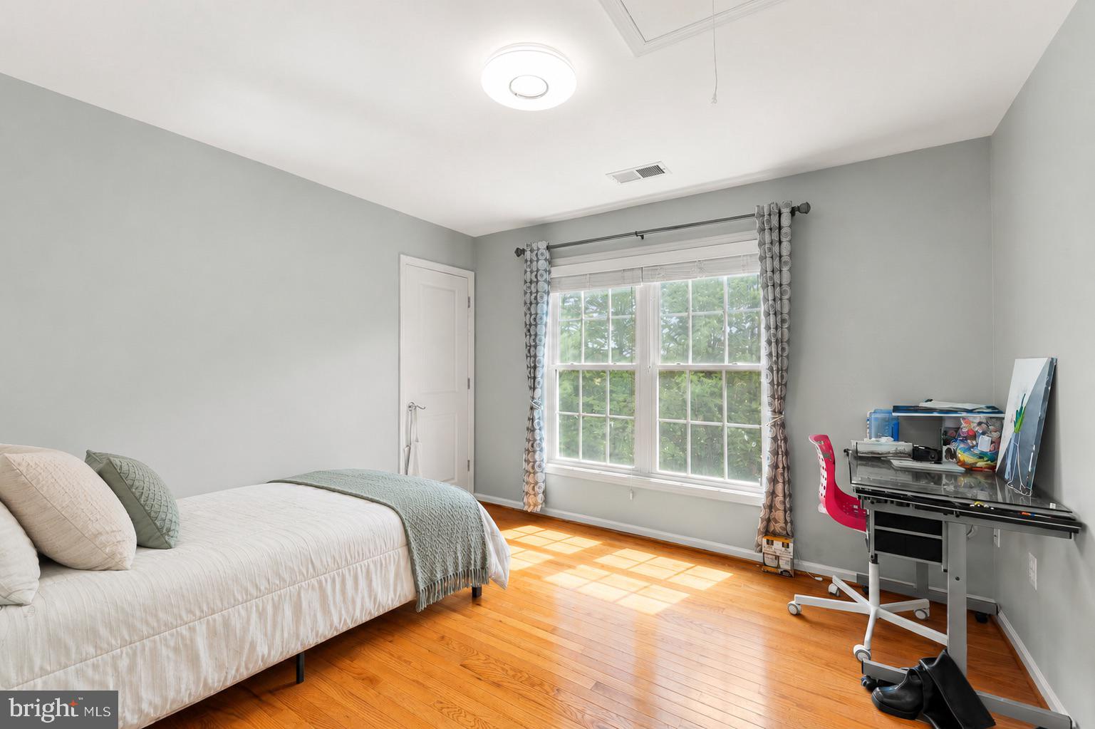 BRAMBLETON - Residential