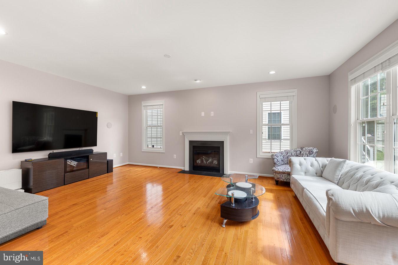 BRAMBLETON - Residential