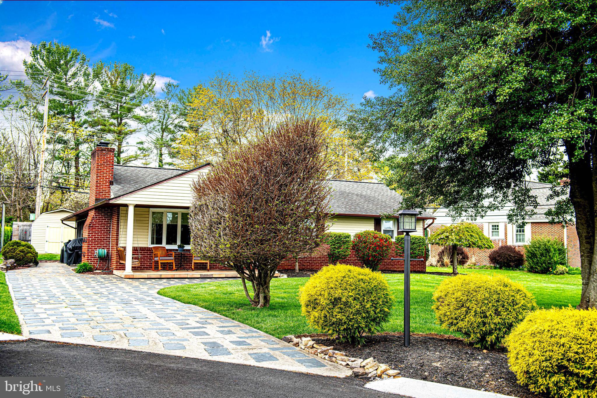 FAIRMONT - Residential