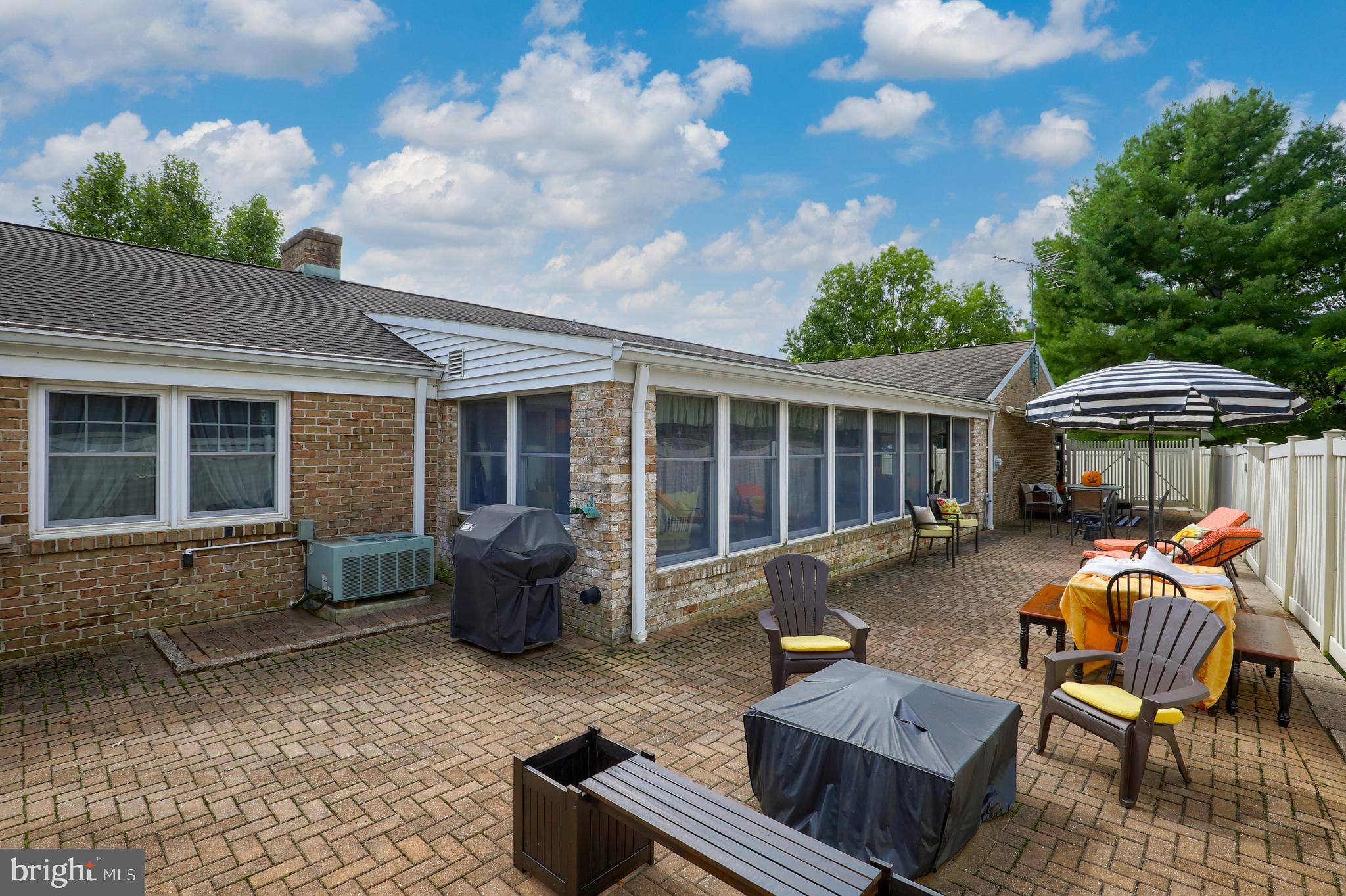 HANS HERR VILLAGE - Residential