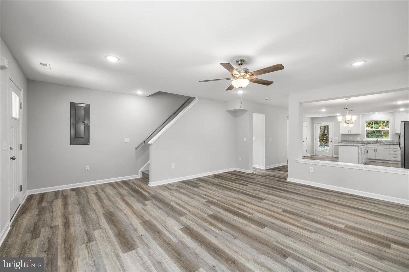 WESTMORELAND SHORES - Residential Lease