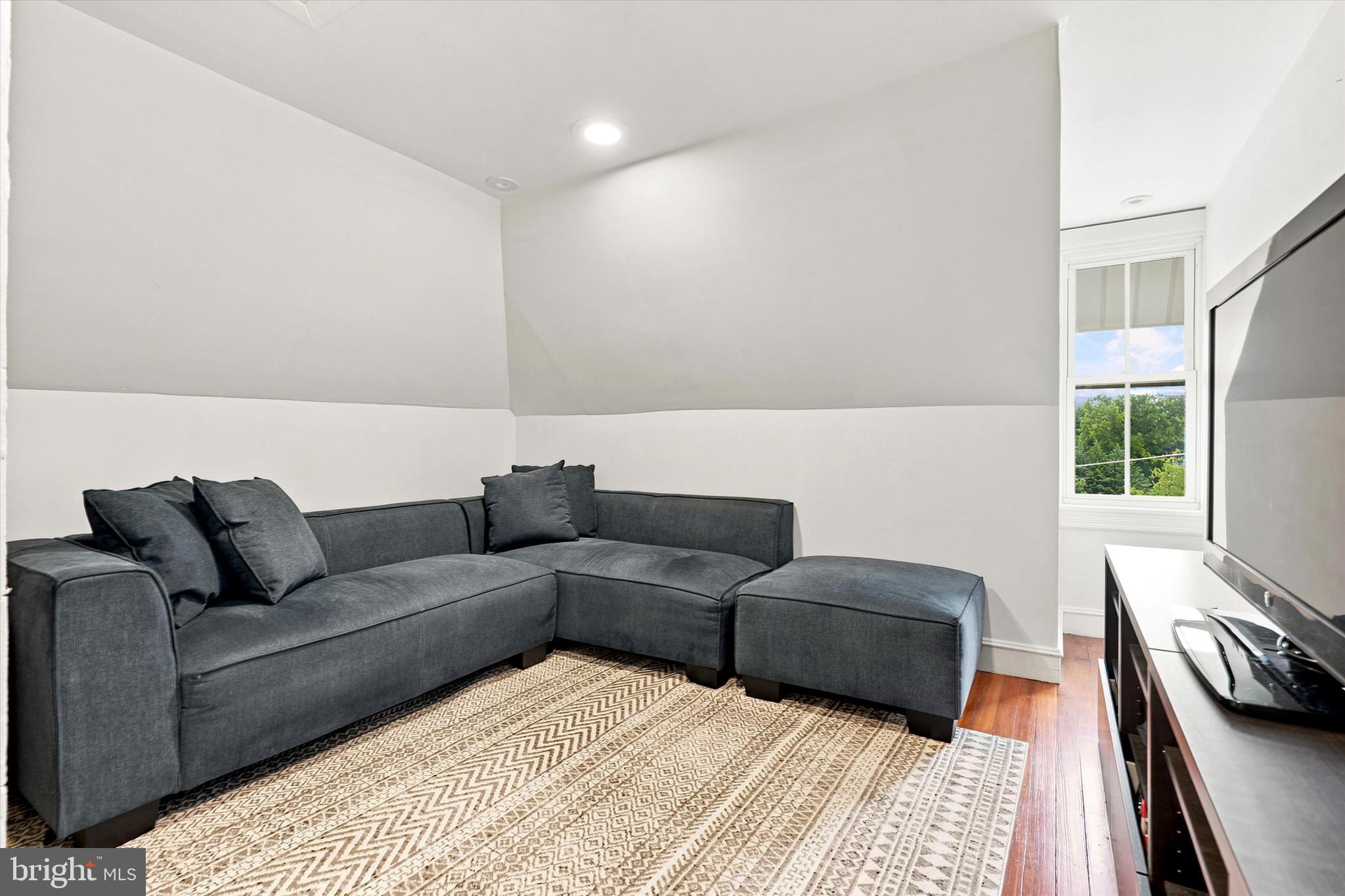 MALVERN BORO - Residential