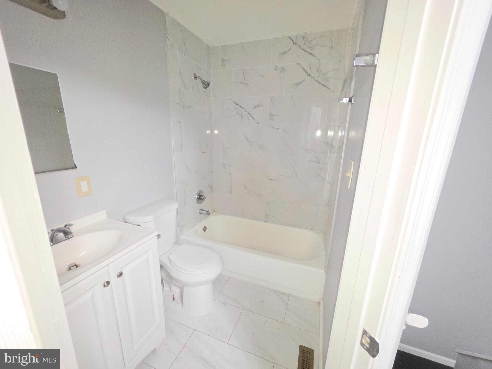 SANDTOWN-WINCHESTER - Residential