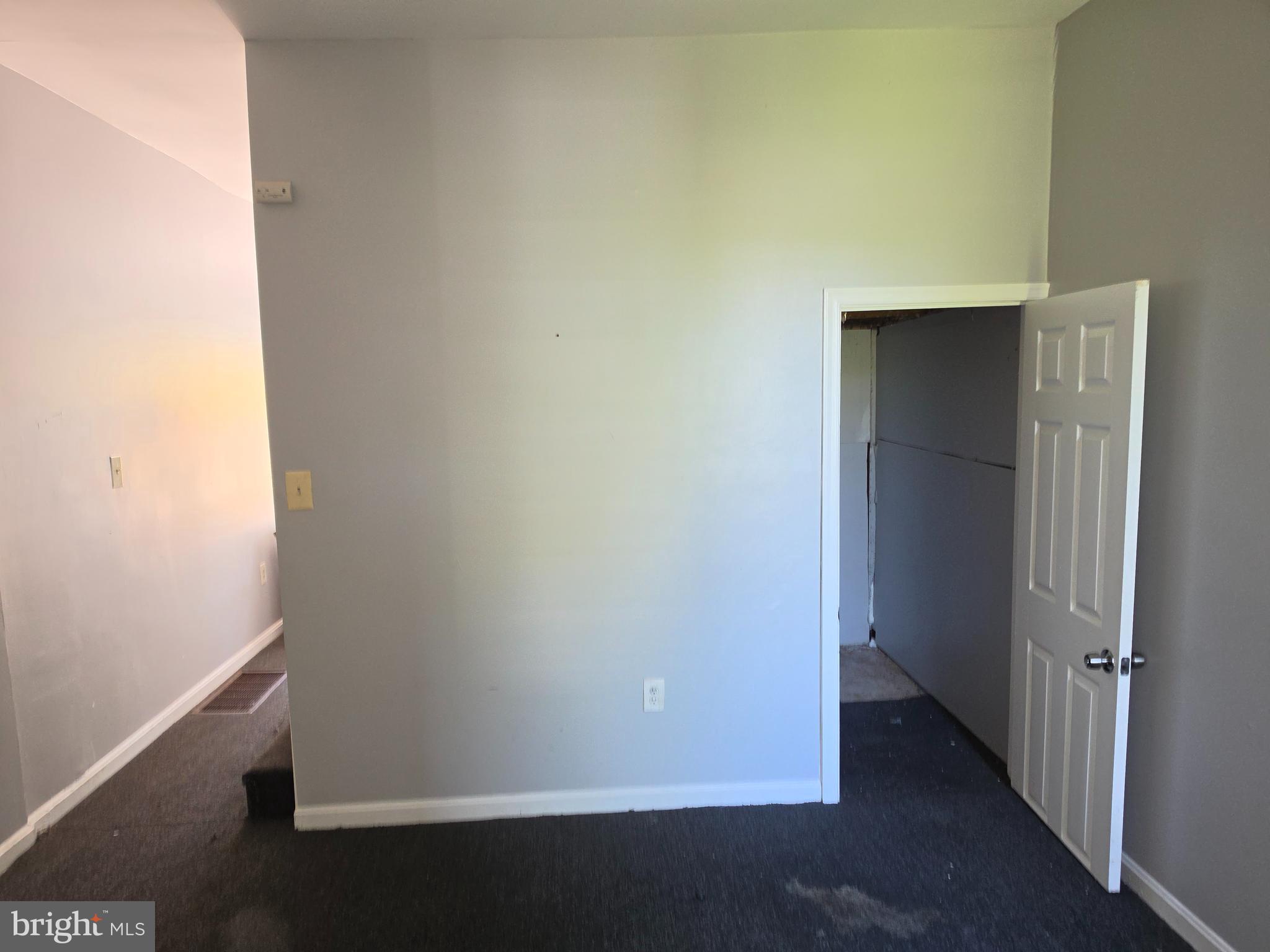 SANDTOWN-WINCHESTER - Residential