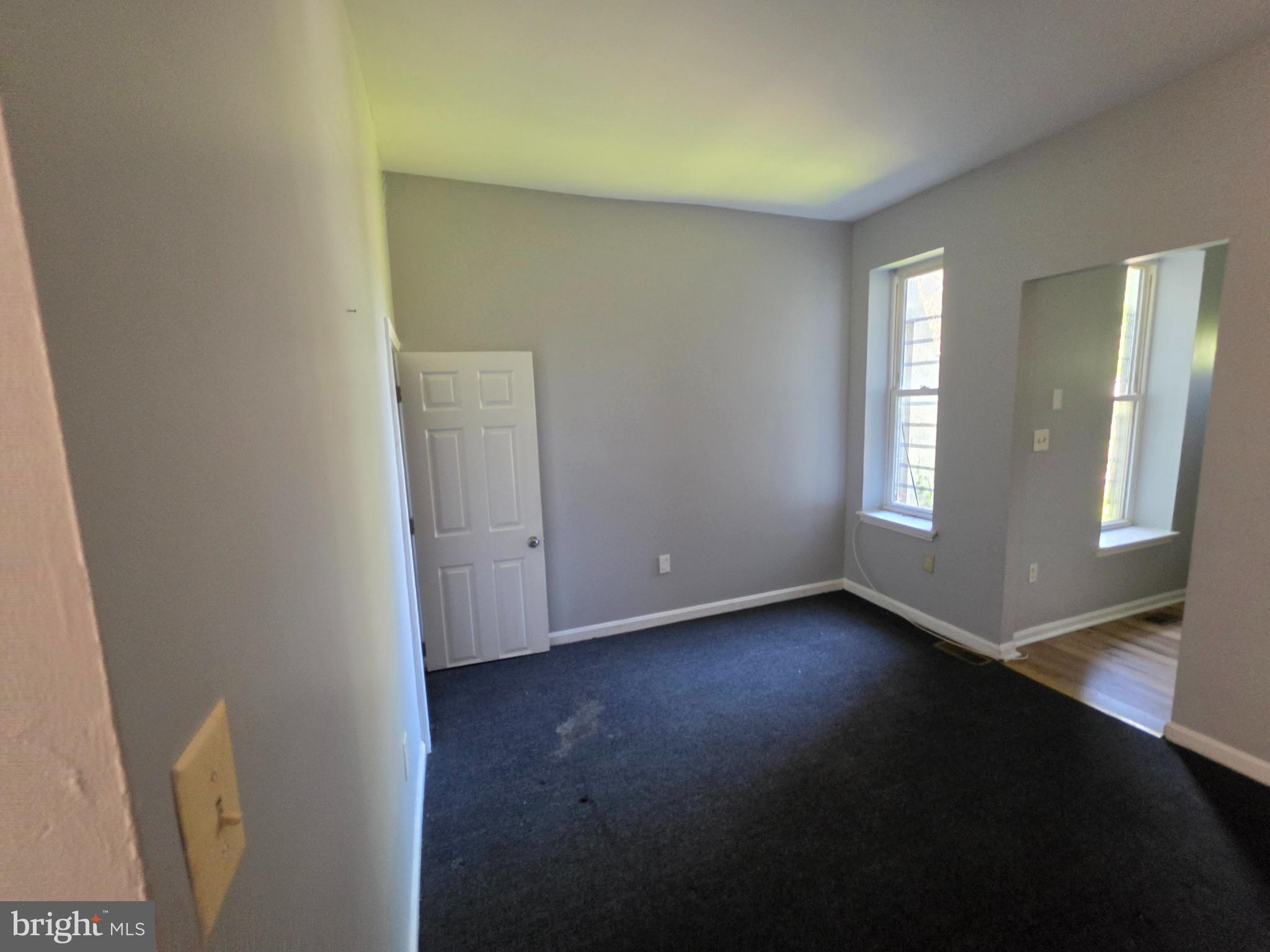 SANDTOWN-WINCHESTER - Residential