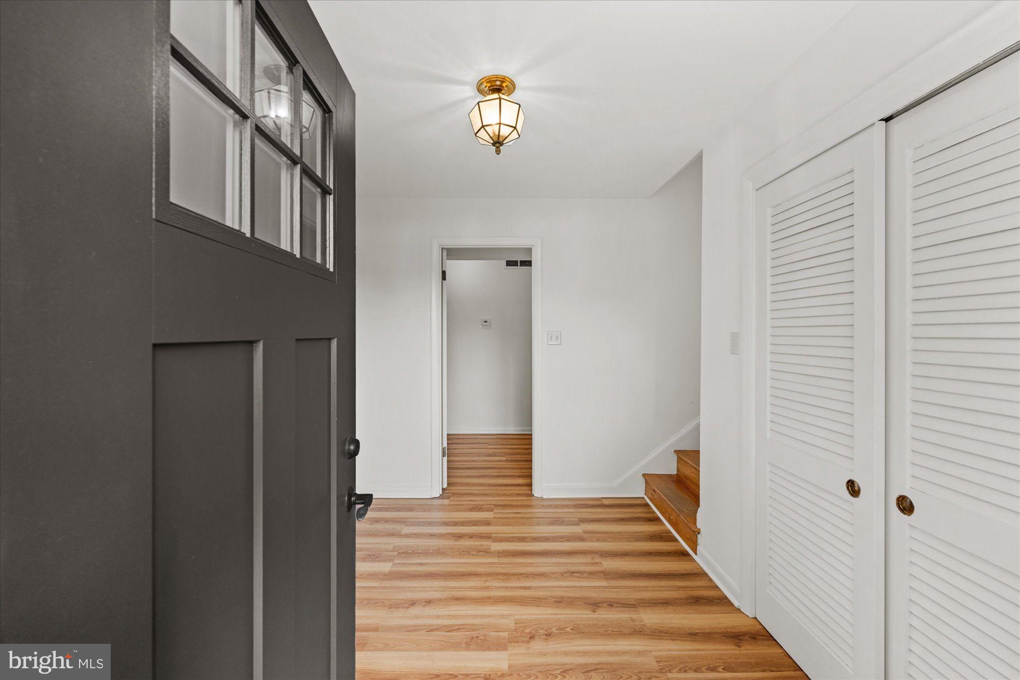 RIVERCREST - Residential