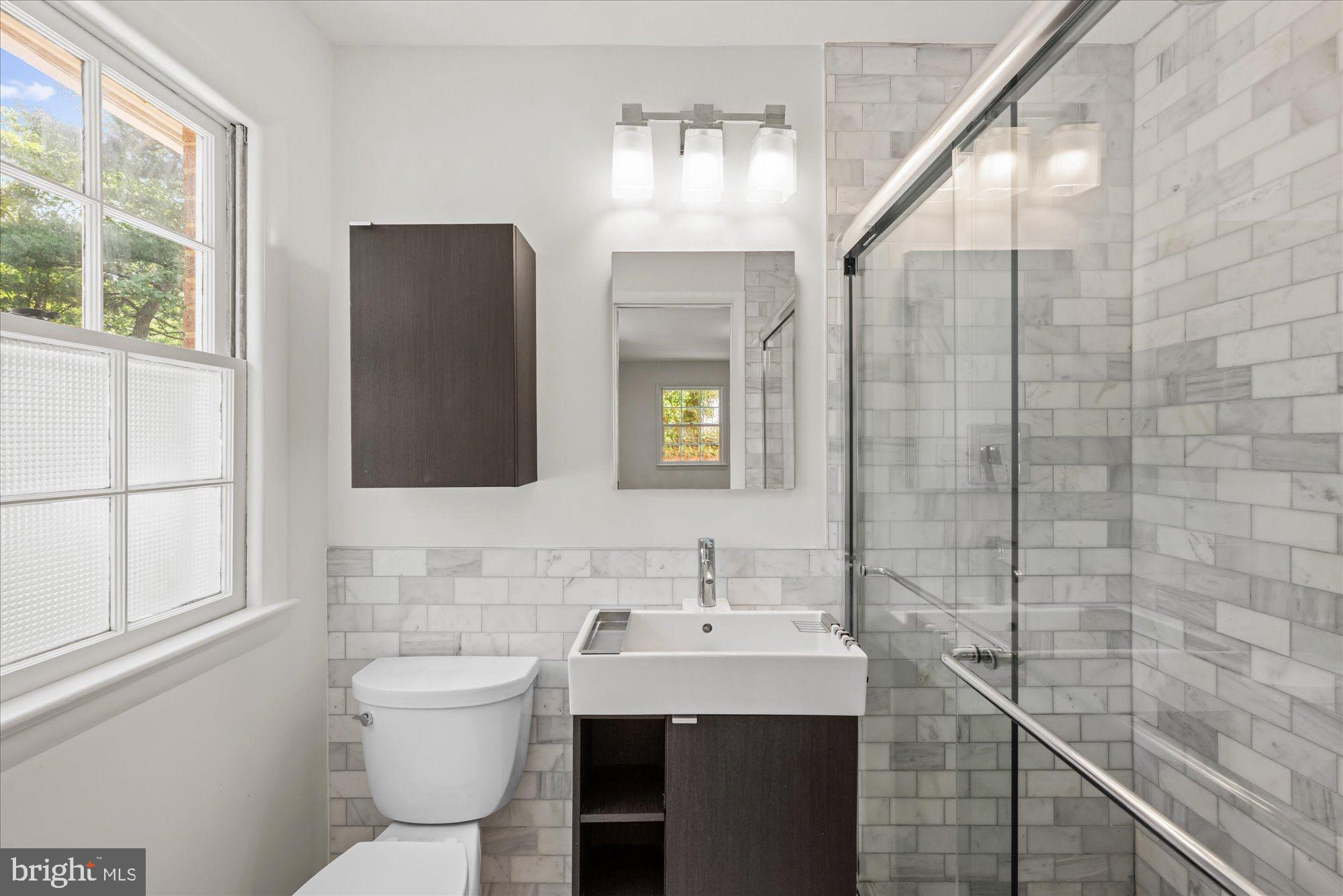 RIVERCREST - Residential